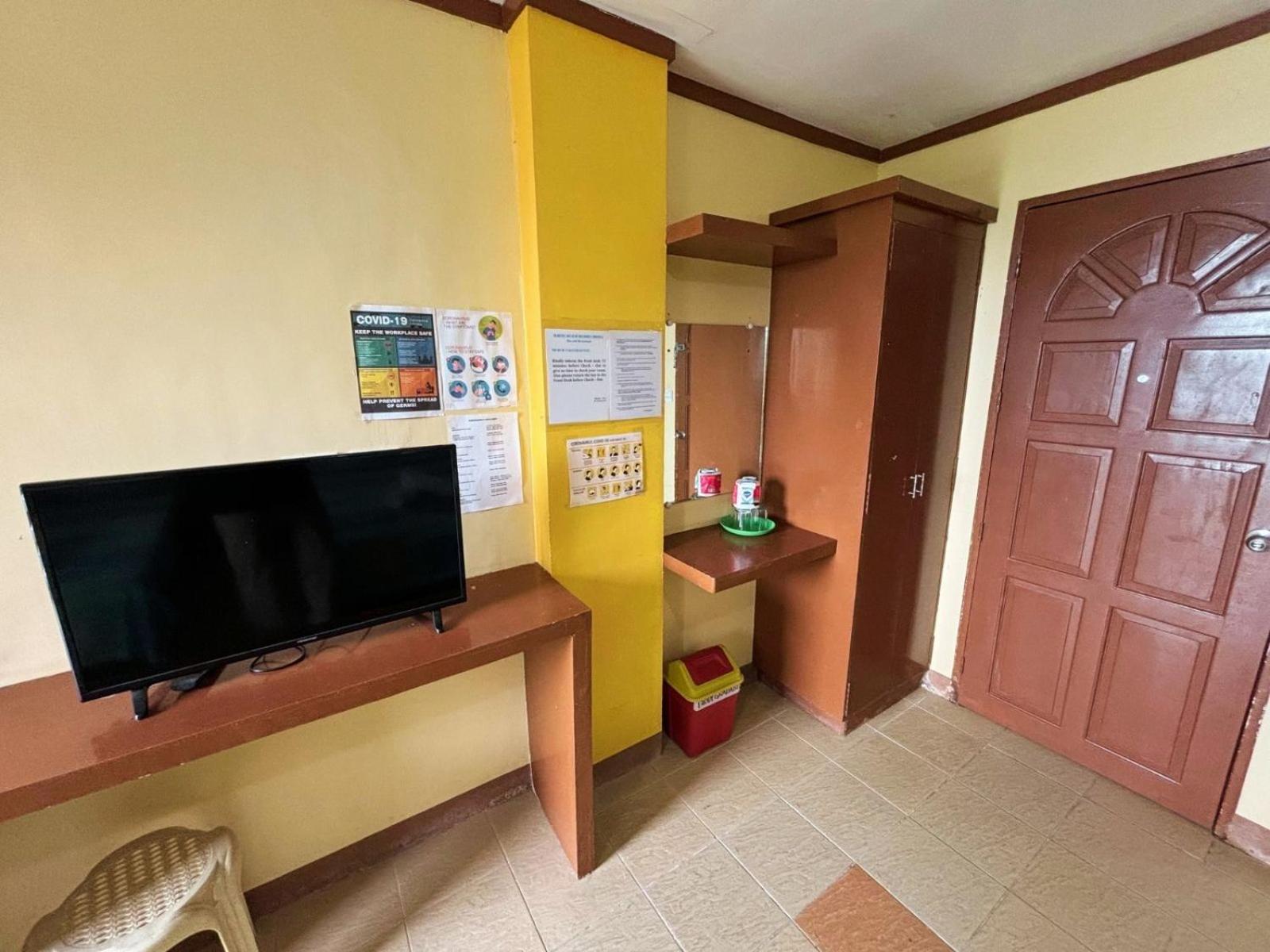 Standard Triple Room with Sea View photo 2