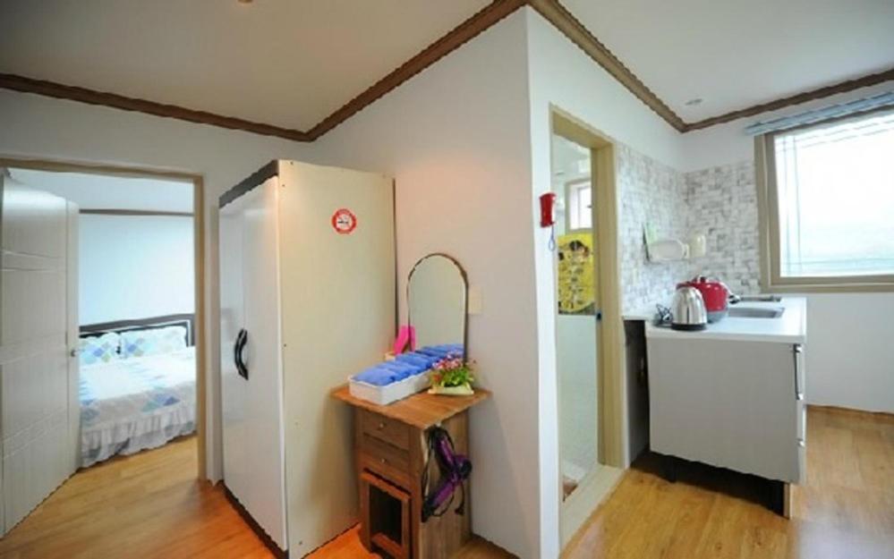 Family Room photo 2