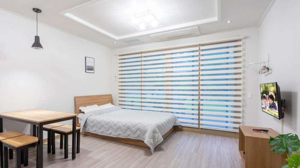 Double Room - Photo 3