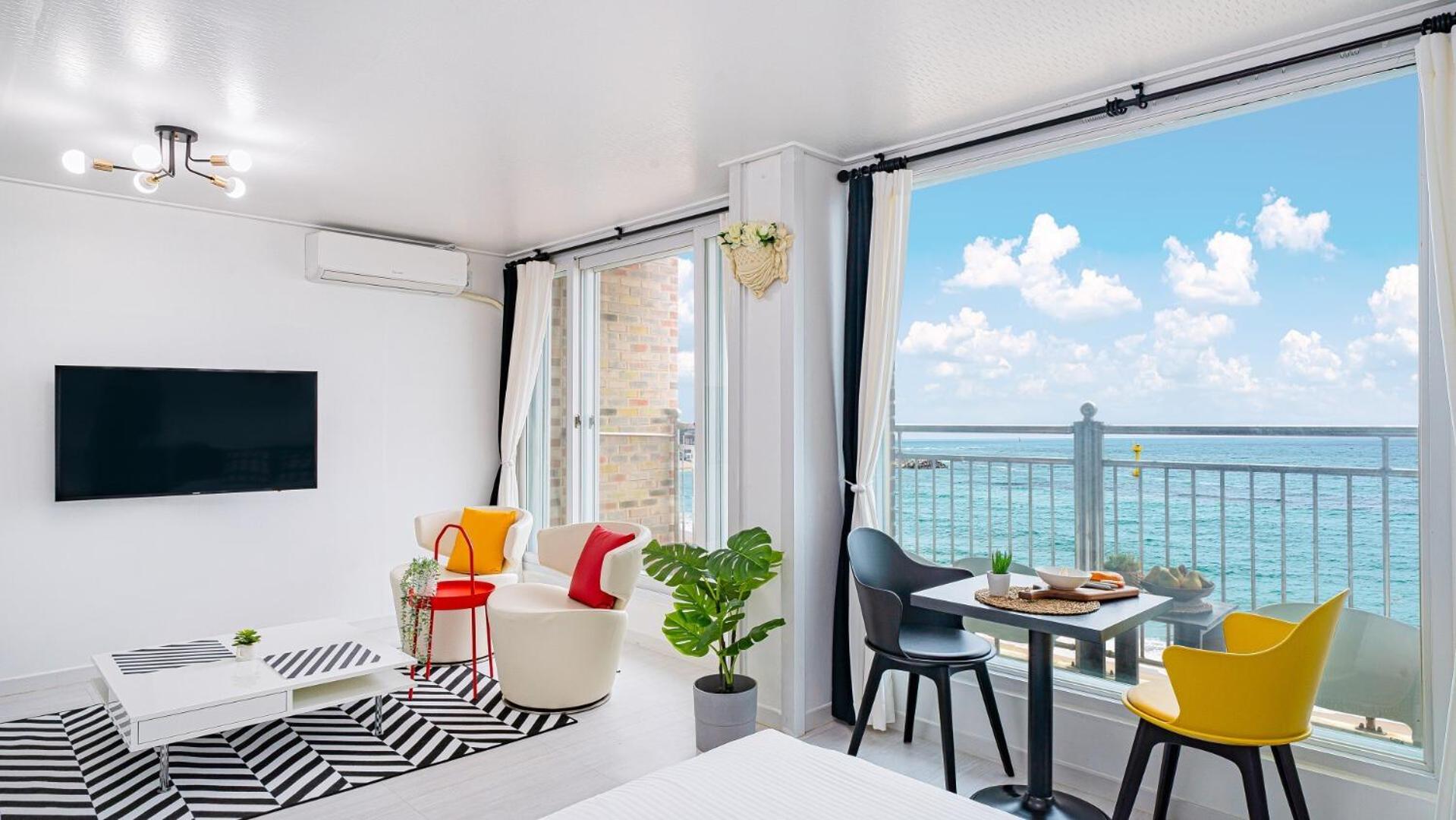 Double Room with Sea View 3 photo 1