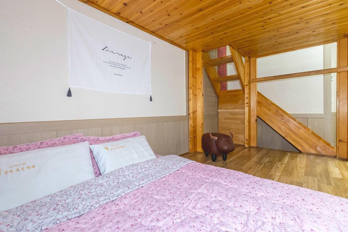 Quadruple Room - Photo 9