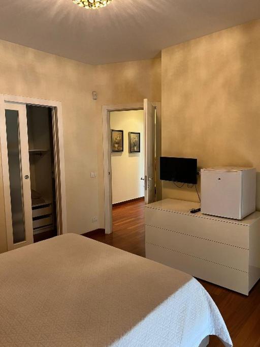 Deluxe Double Room with Balcony photo 1