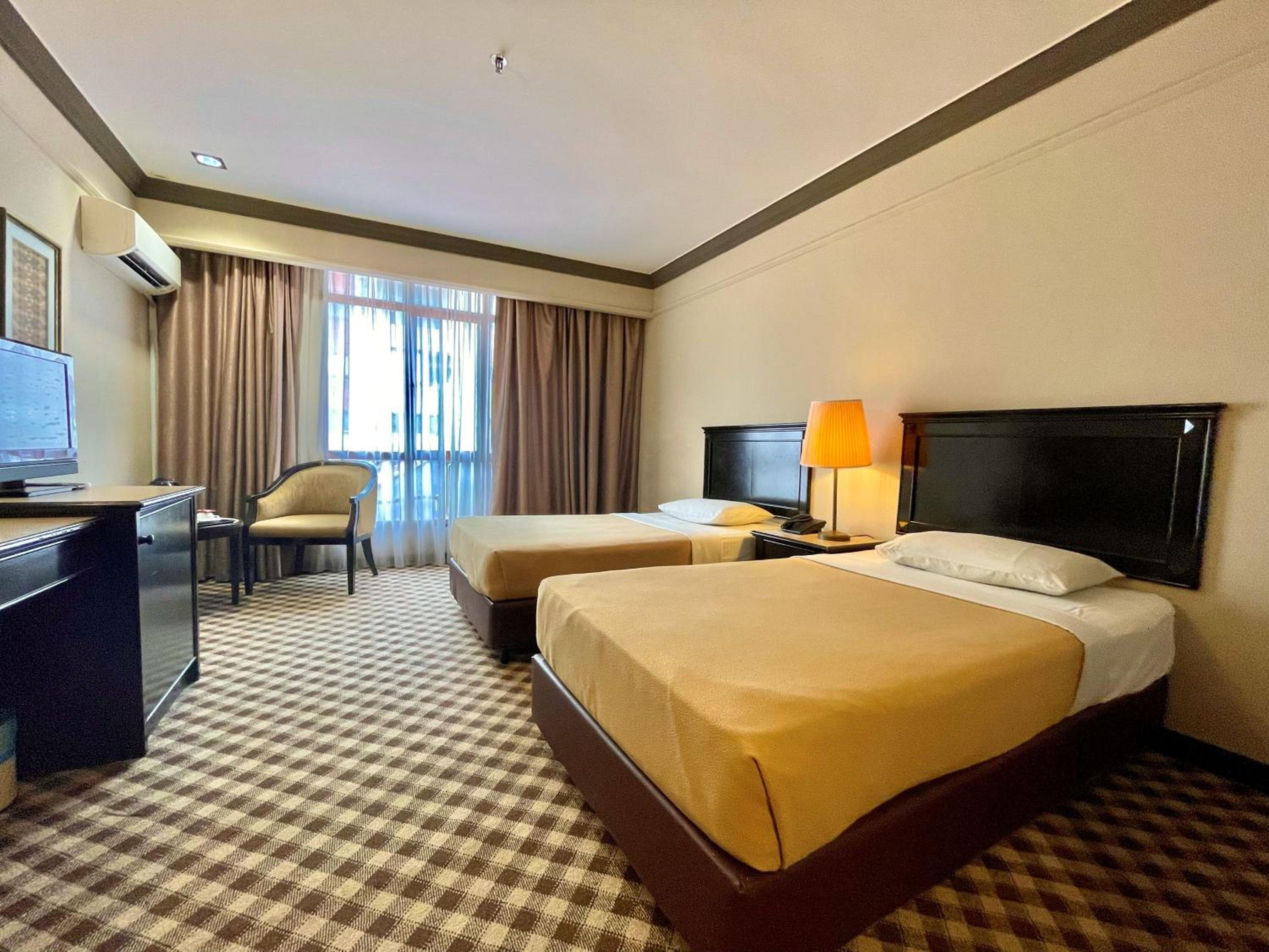 Deluxe Twin Room - Photo 5