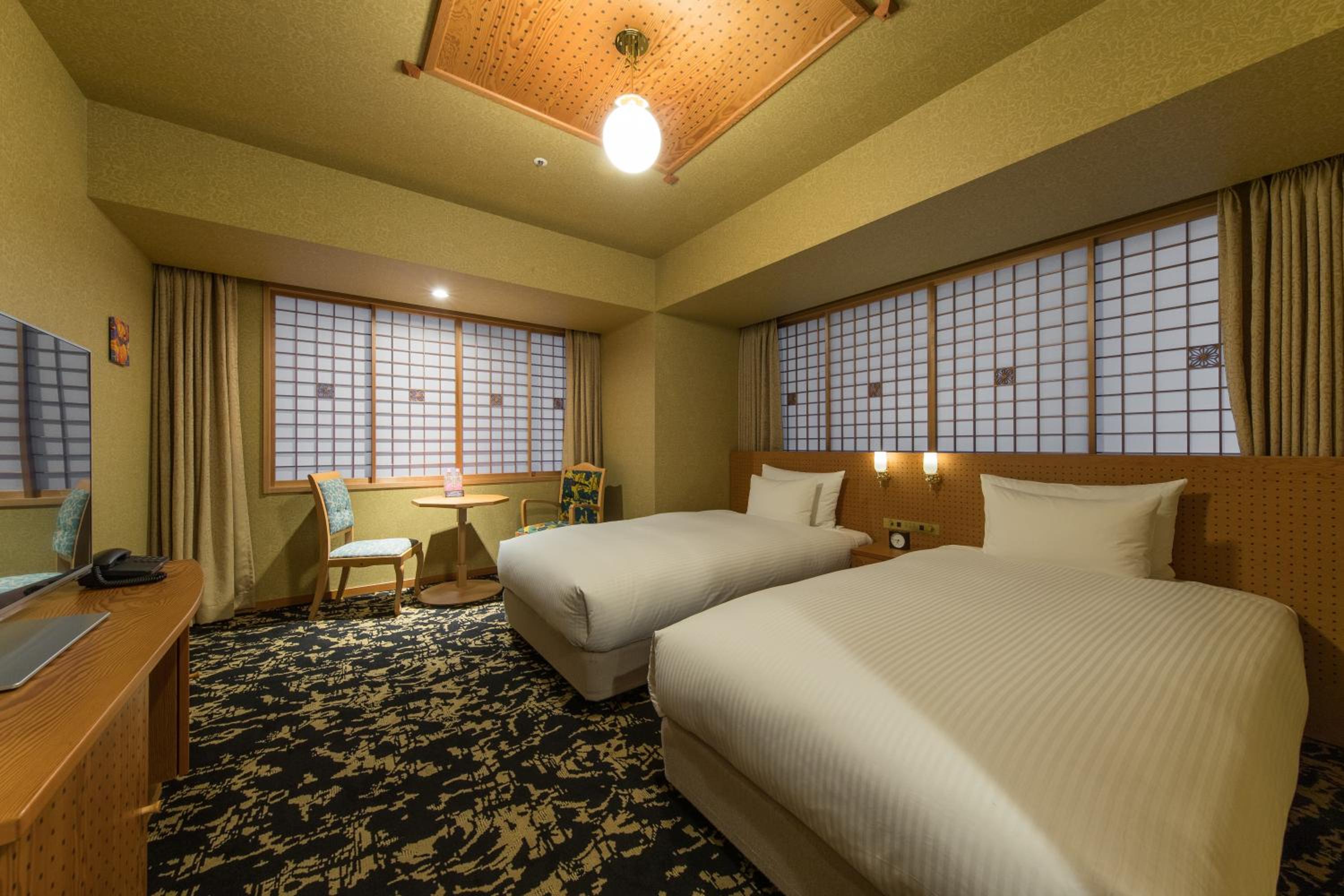 Premium Twin Room - Non-Smoking photo 2