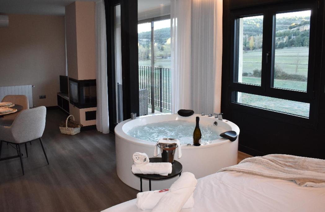 Apartamento de una habitación con balcón