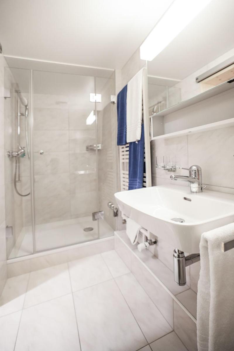 Triple Room with Balcony - Photo 4