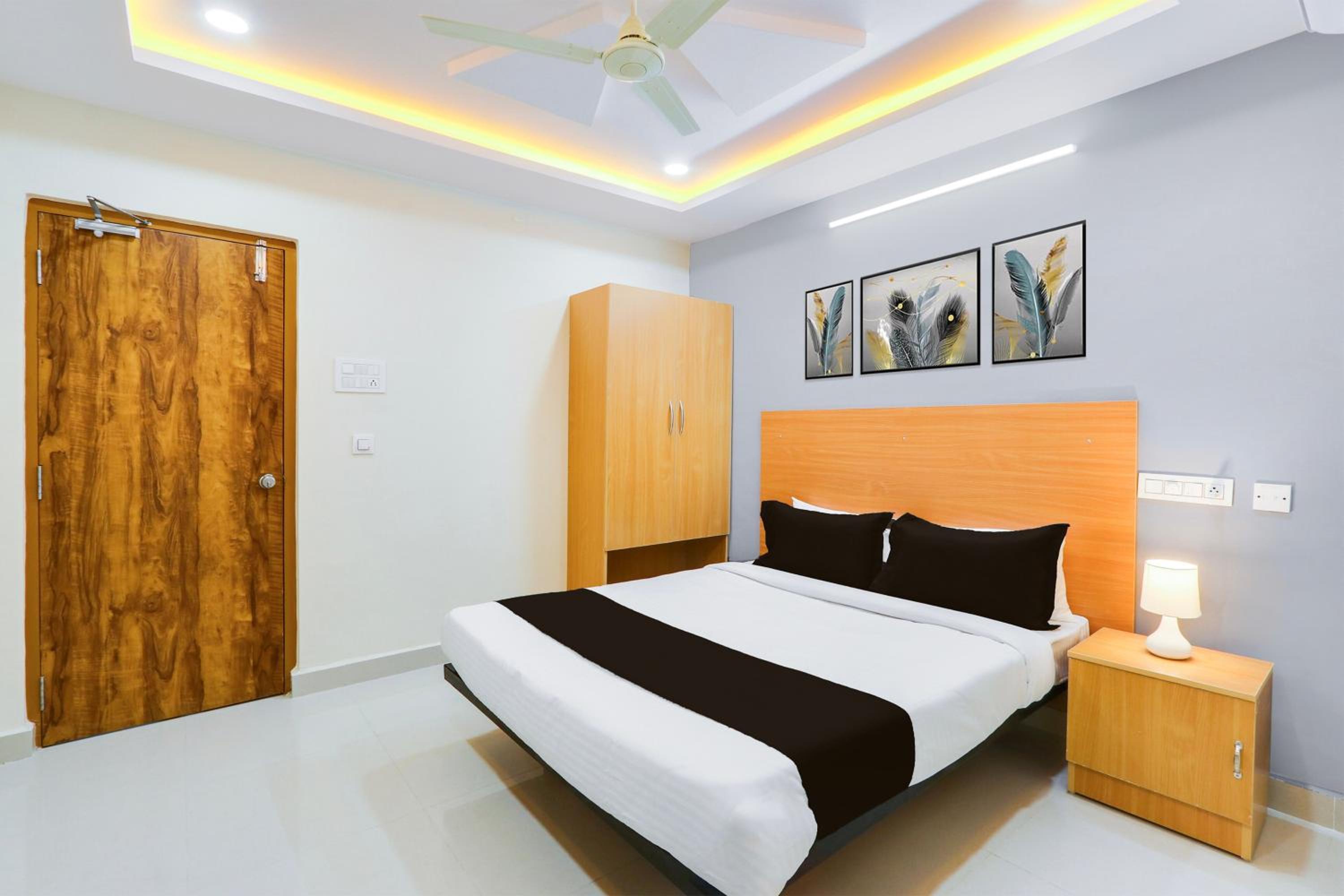 Comfort Triple Room with Shower photo 1
