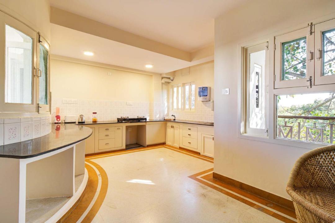 Deluxe King Room photo 2