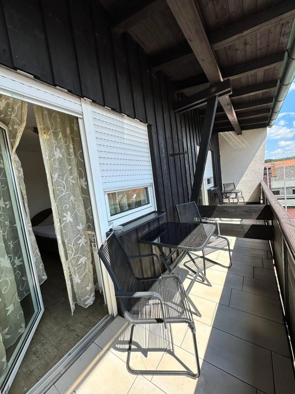 Deluxe Single Room with Balcony photo 2