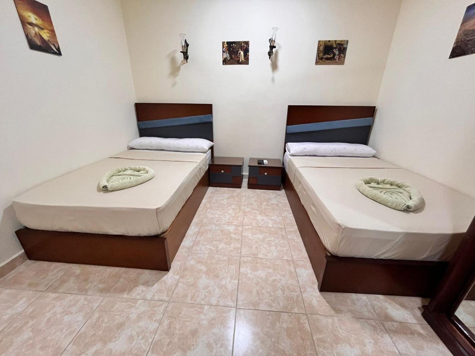 Economy Double Room - Photo 6