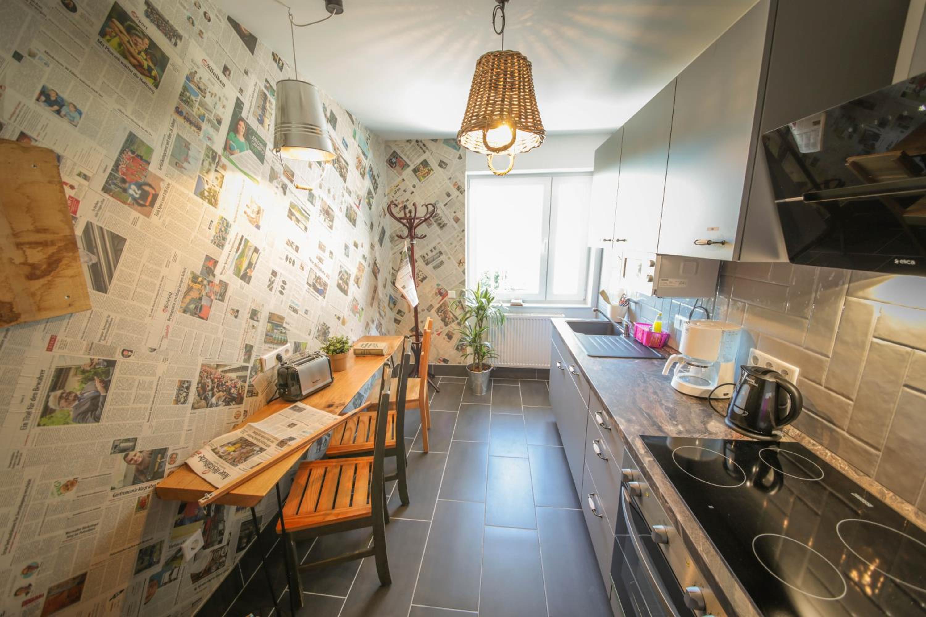 Single Room with Shared Bathroom photo 2