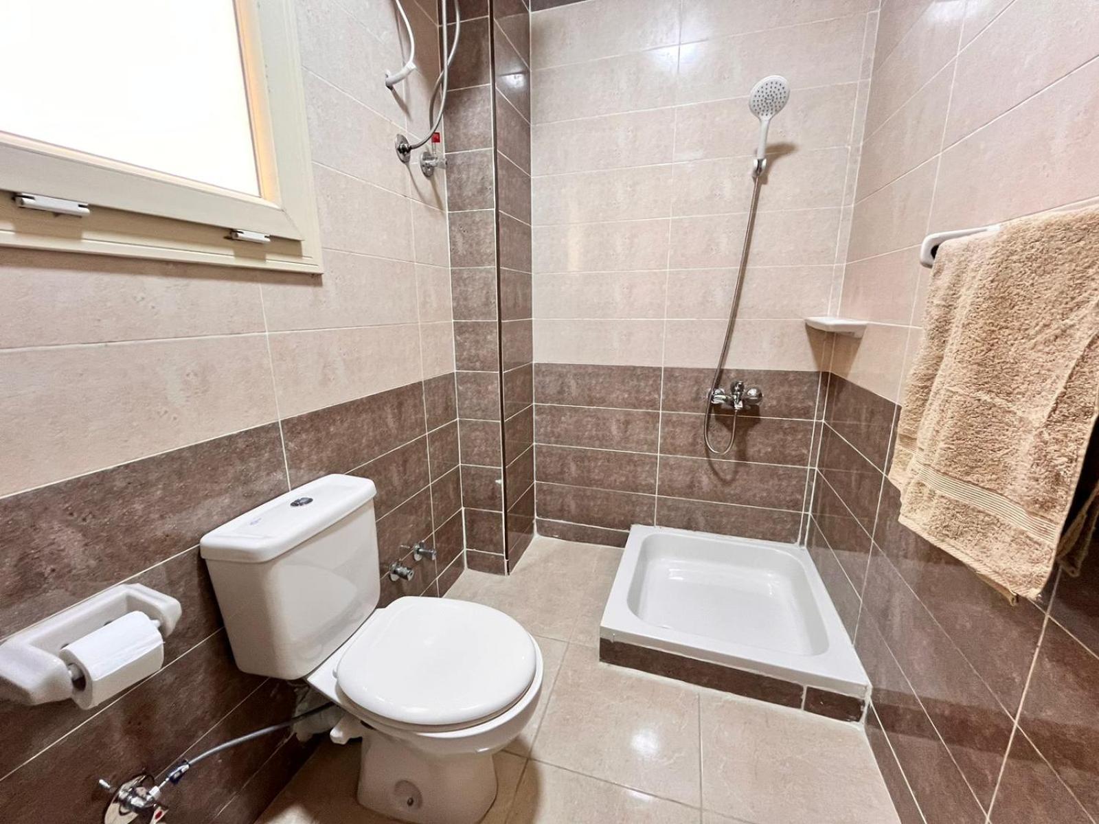 Economy Double Room - Photo 22