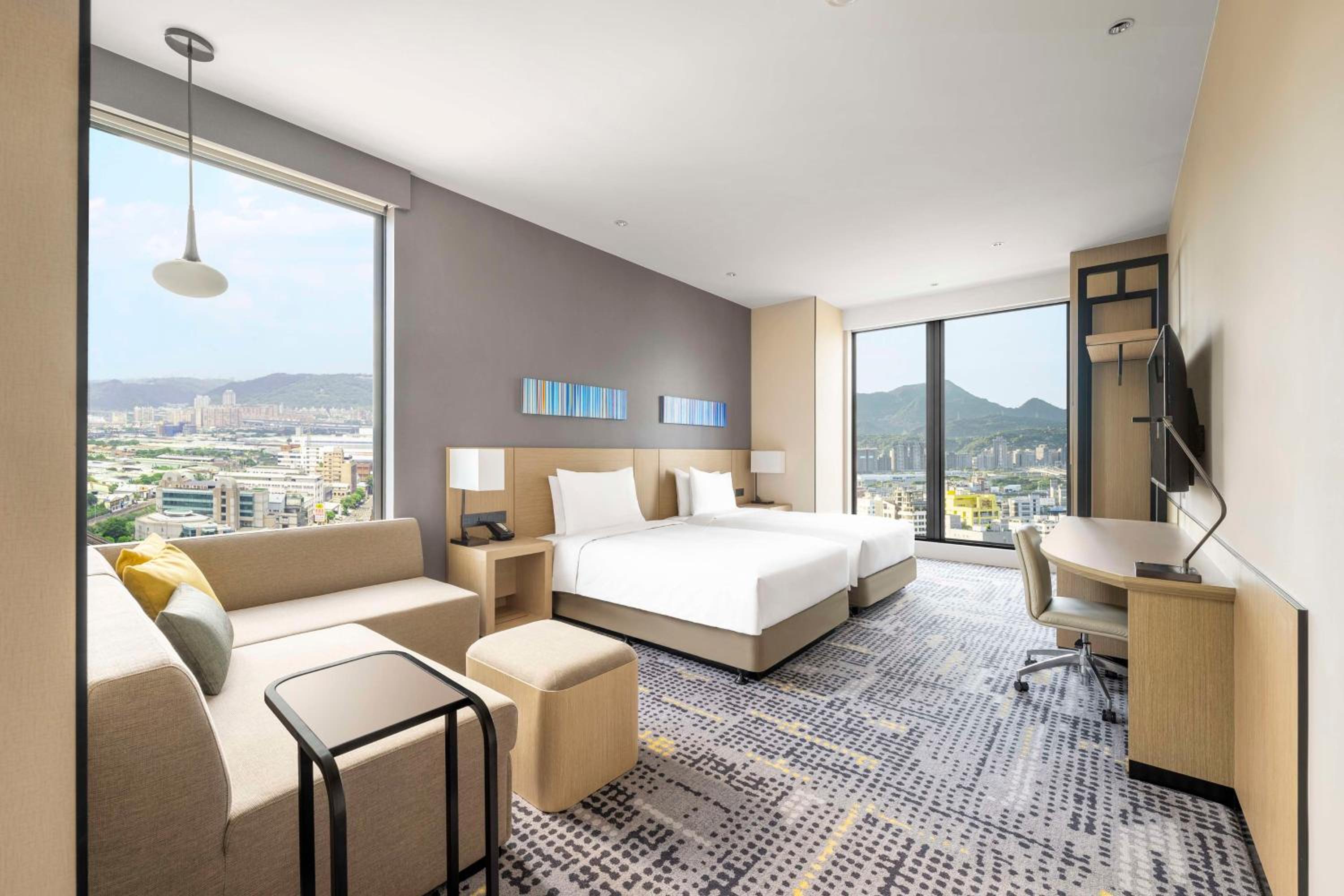 Deluxe Twin Room with Sofa bed