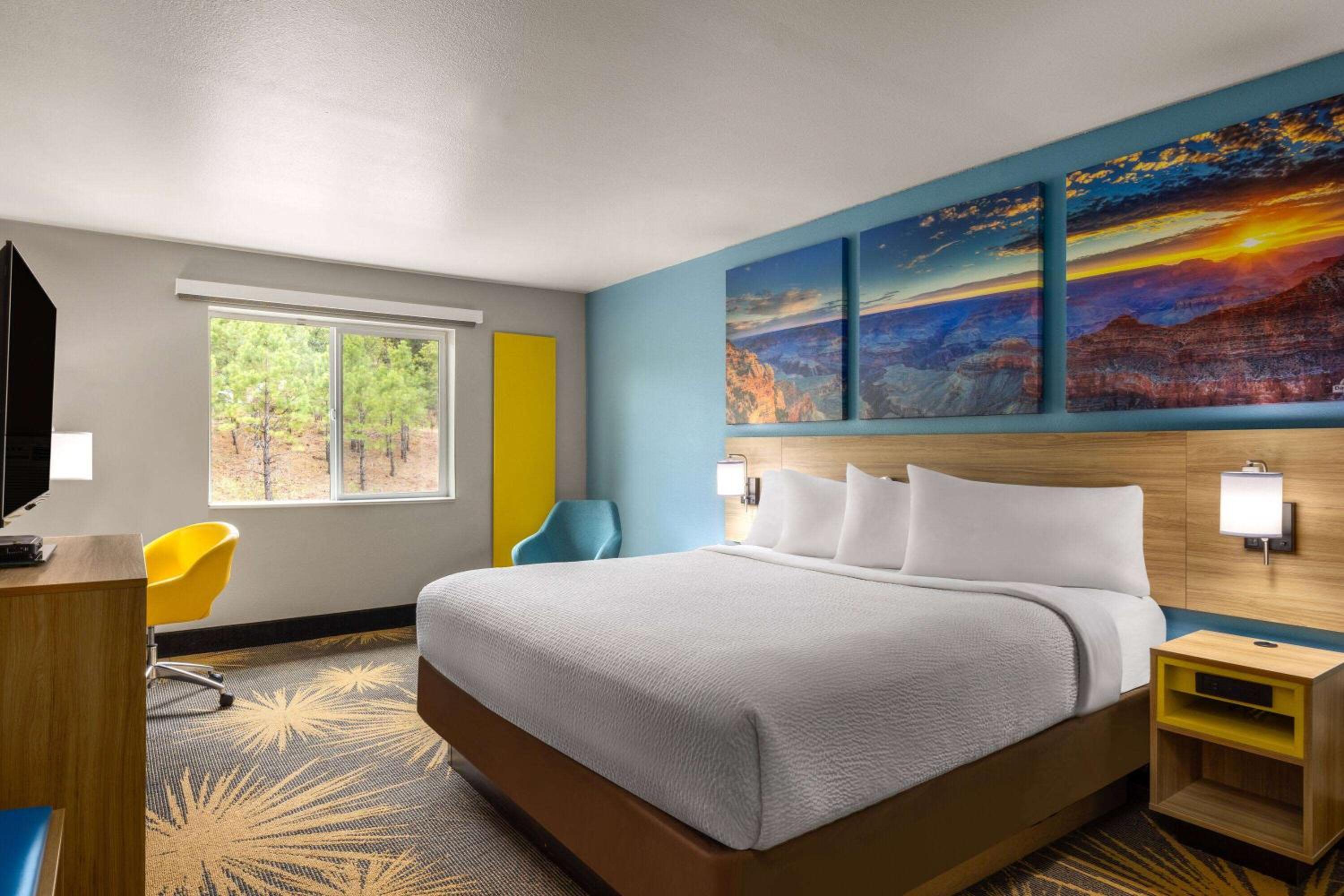 King Room - Non-Smoking - Photo 1