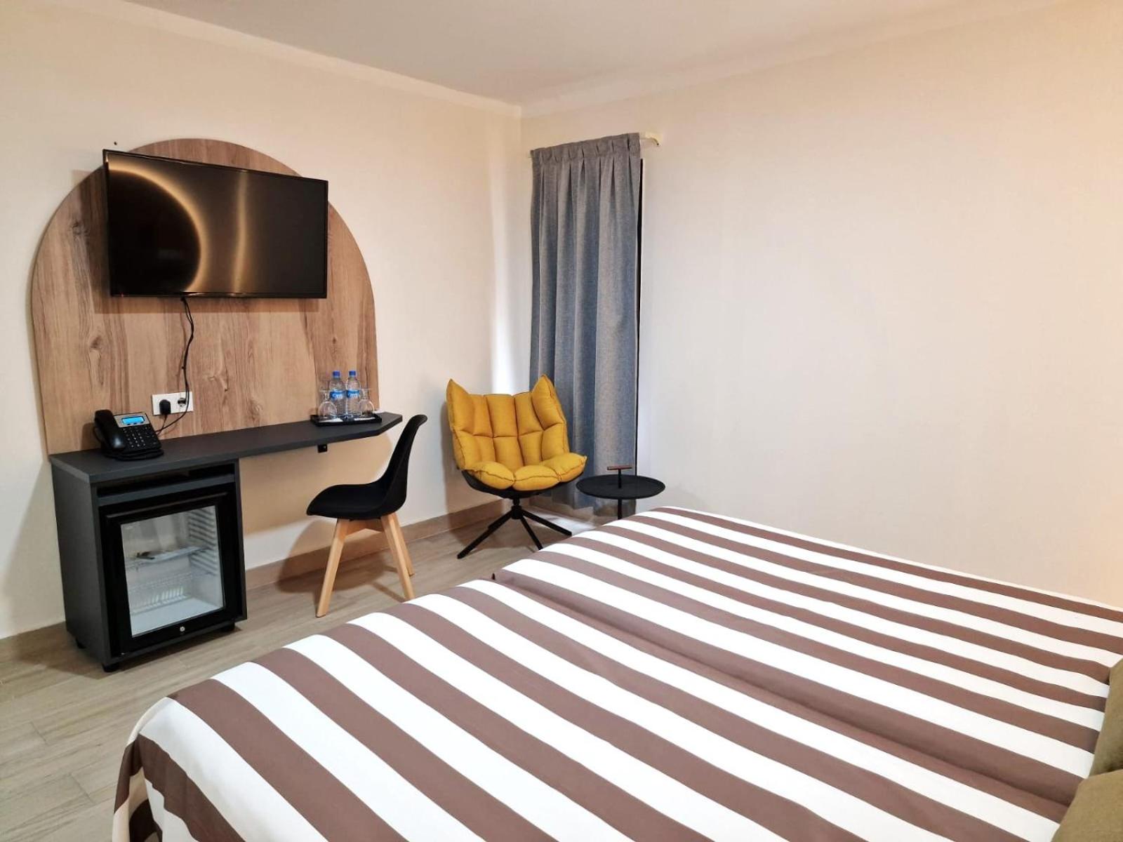 Double or Twin Room photo 2
