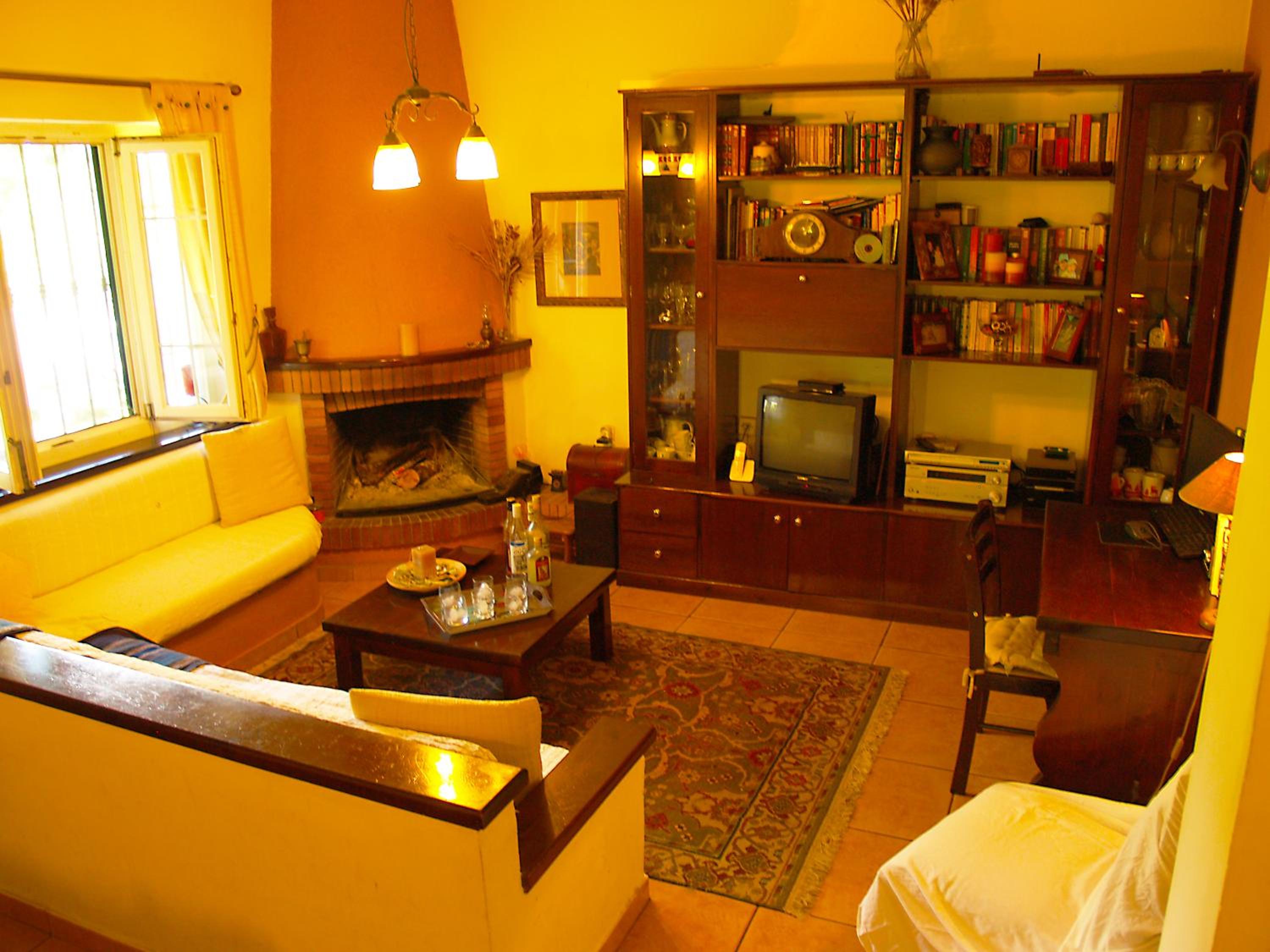Apartment photo 1
