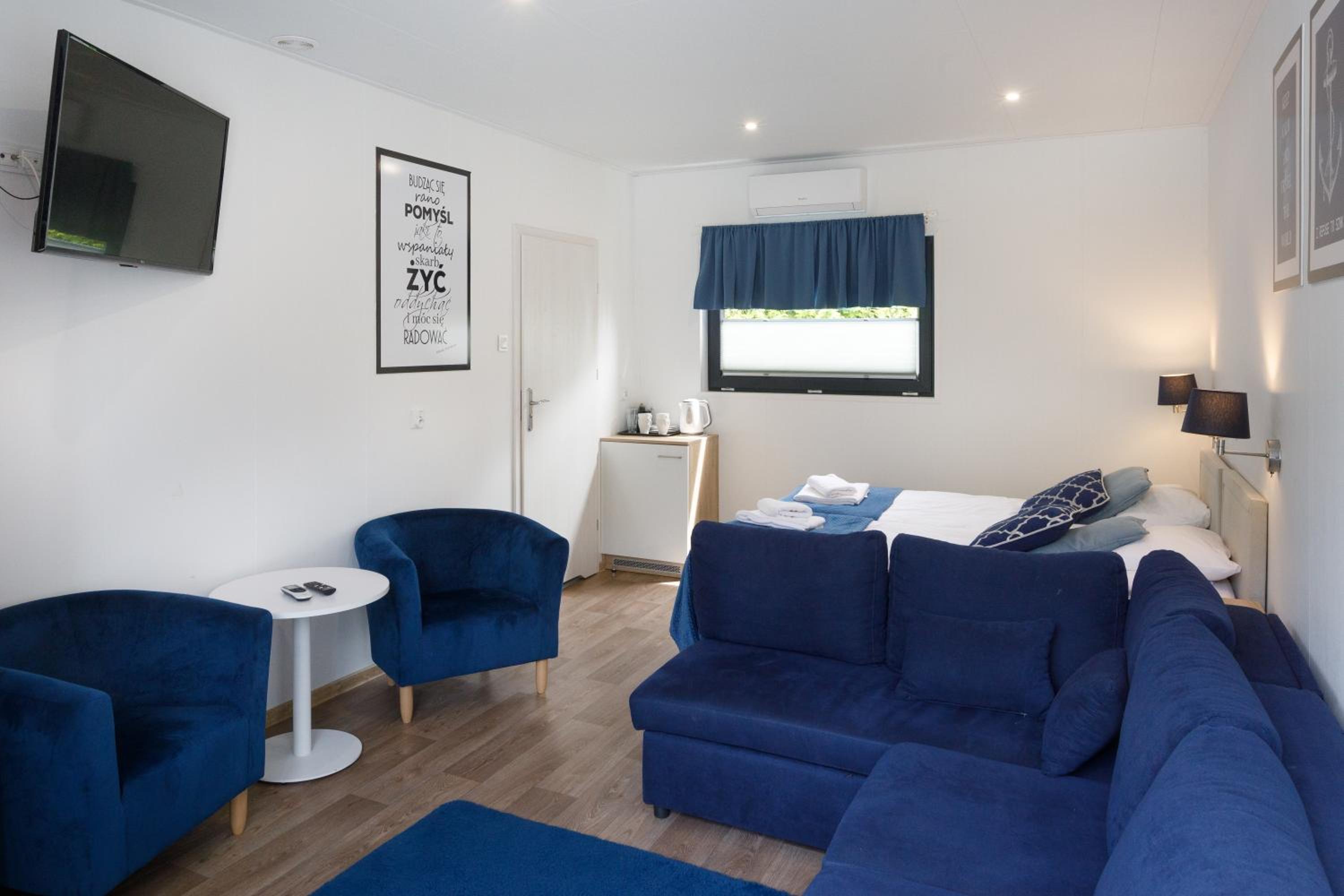 Deluxe Triple Room photo 3