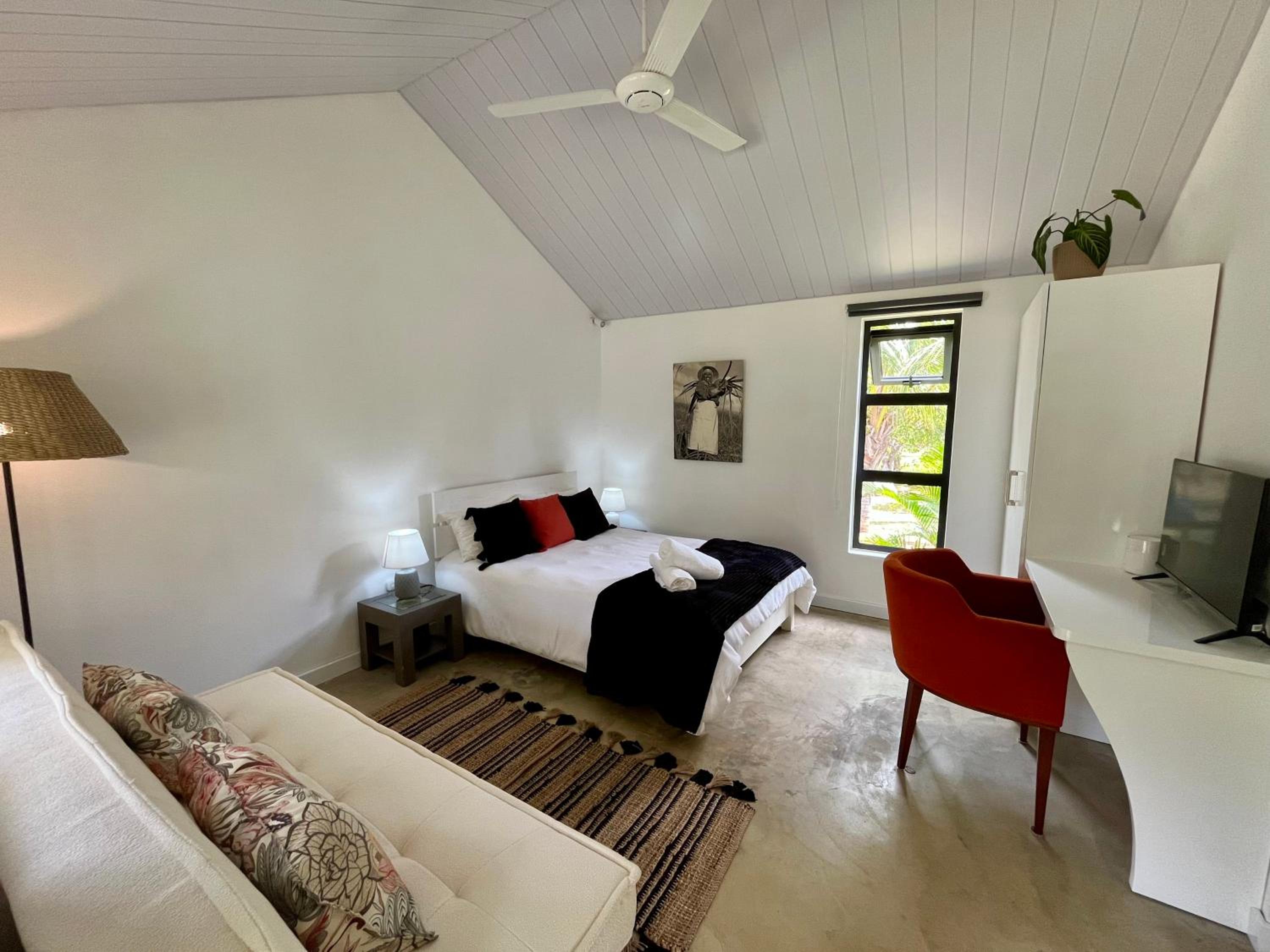 One-Bedroom House photo 3