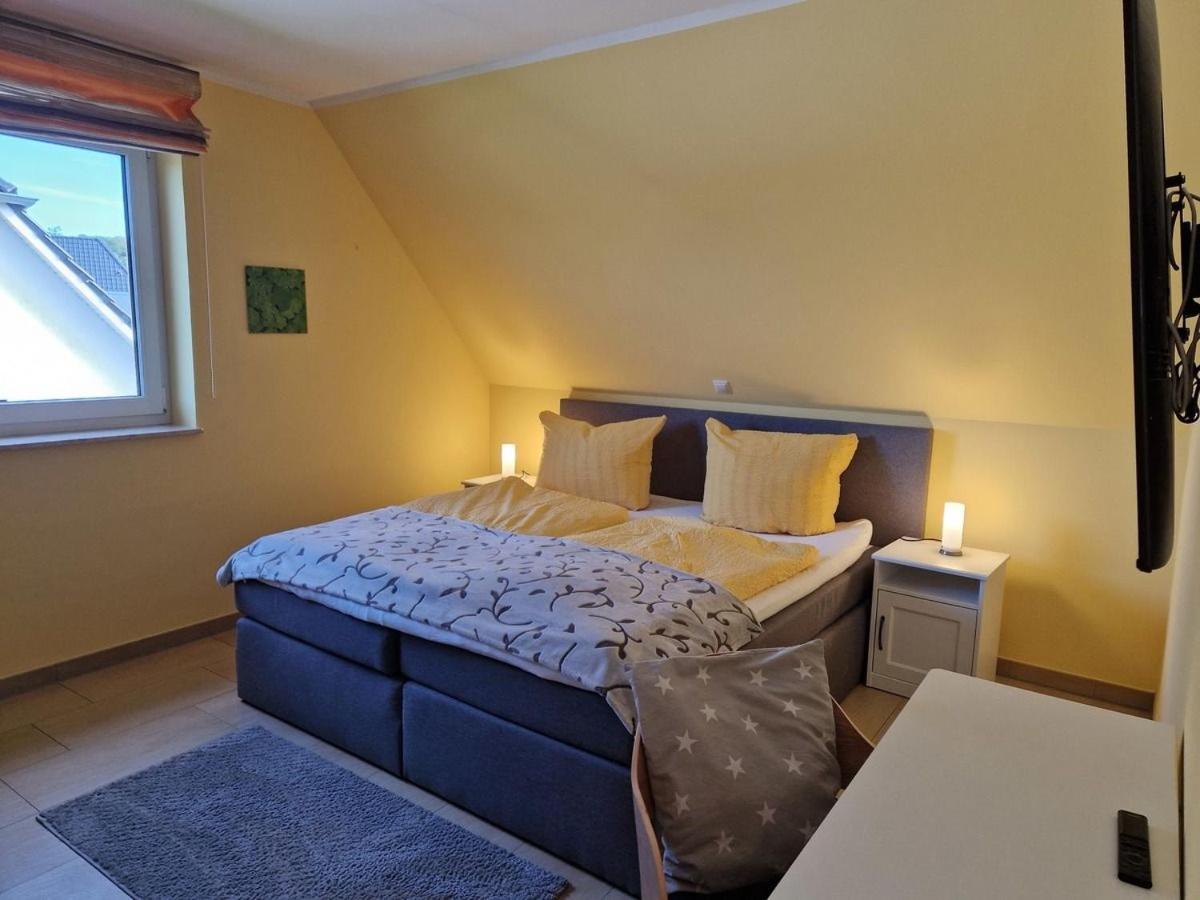 Four-Bedroom House photo 3