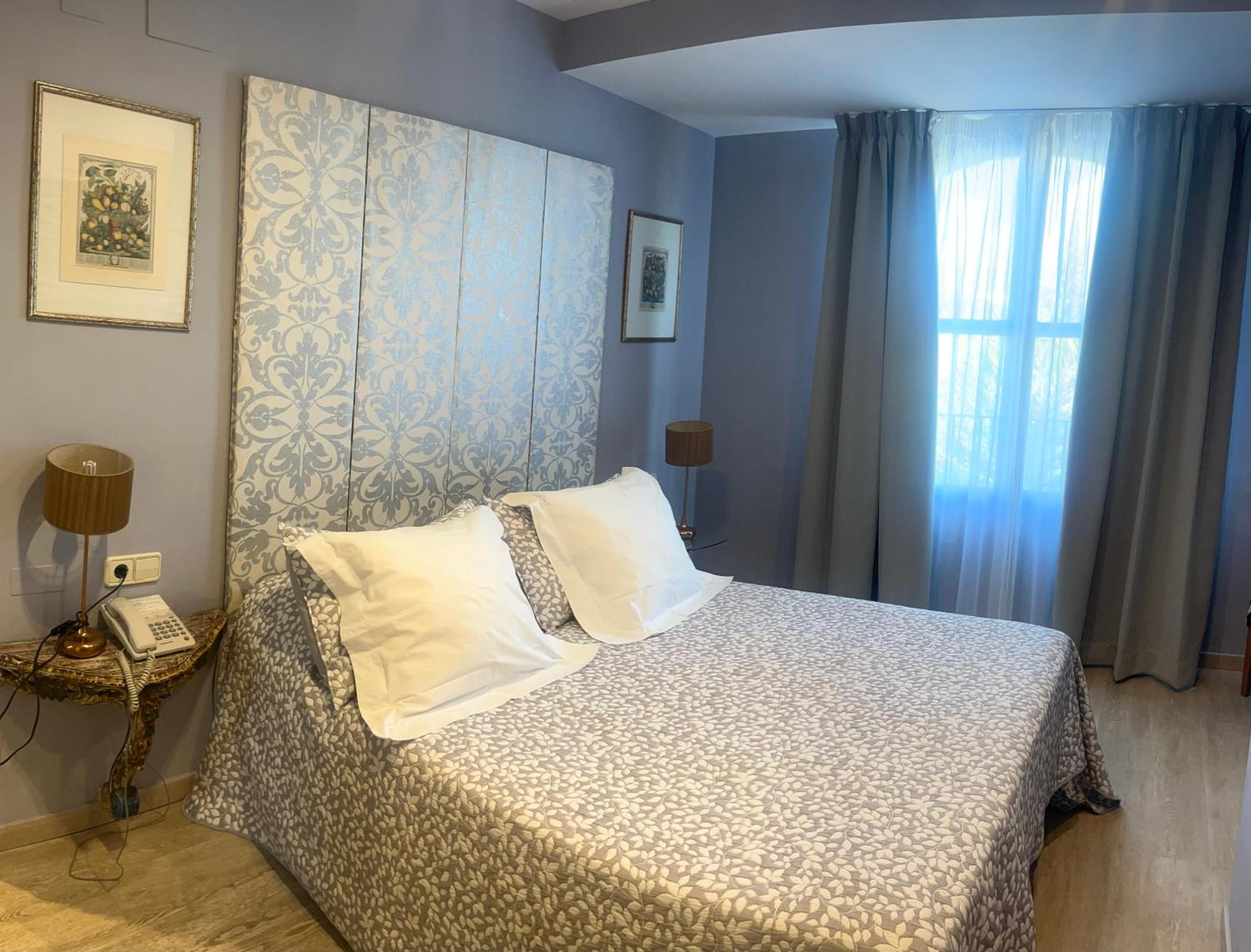 Superior Queen Room photo 2