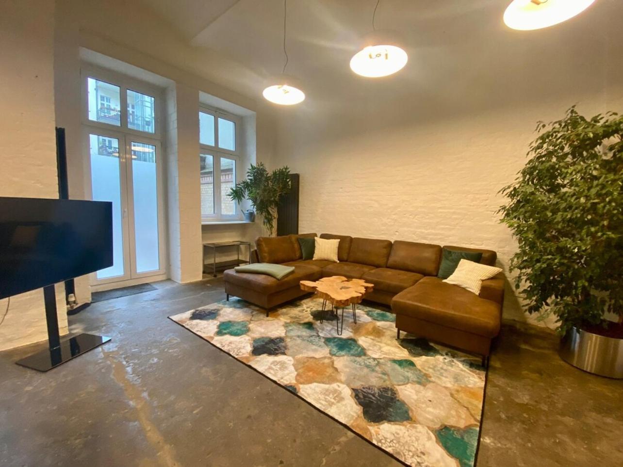 Apartment photo 1