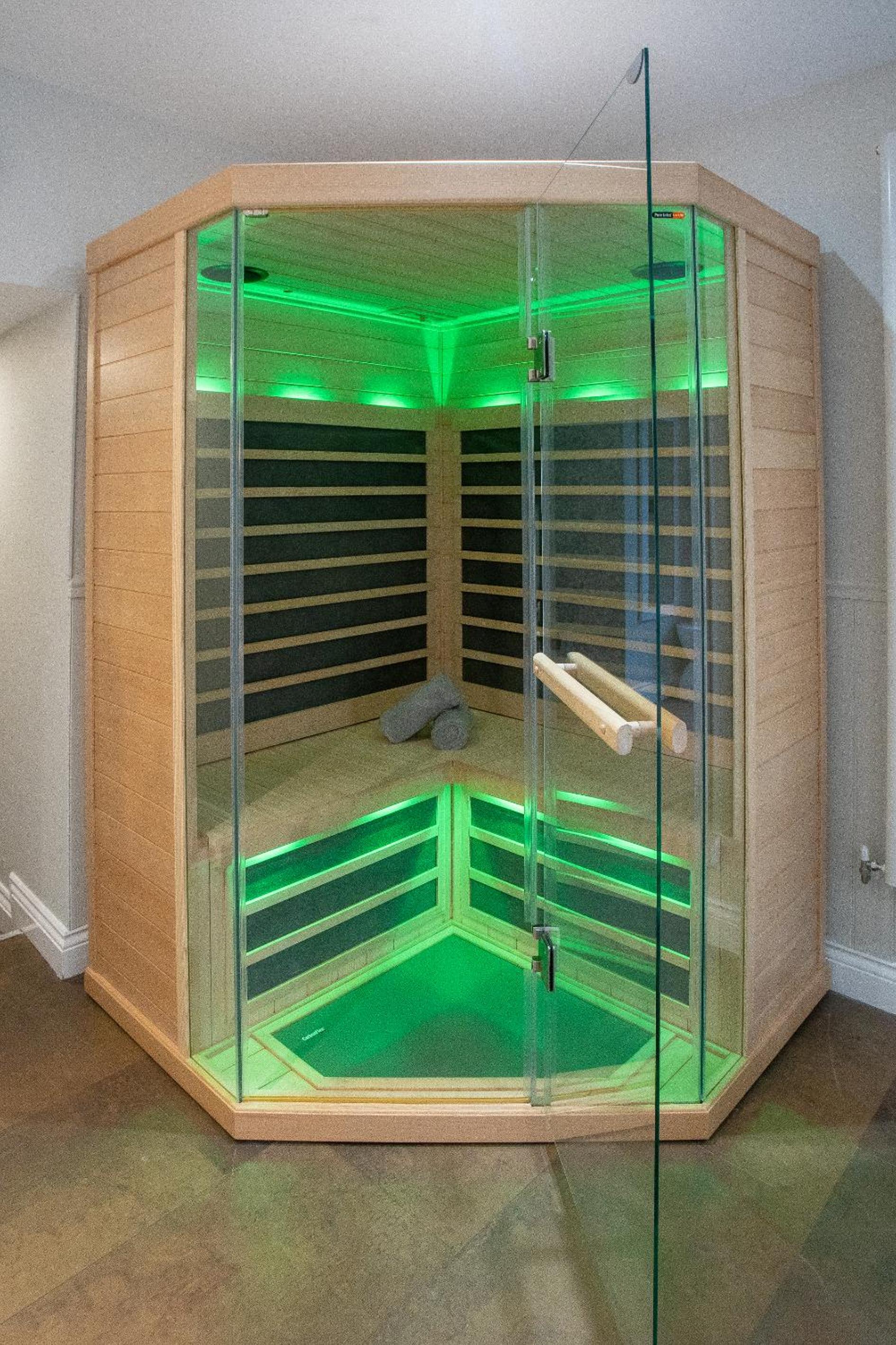 Aquila Luxury Double room with private hot tub and terrace, photo 6