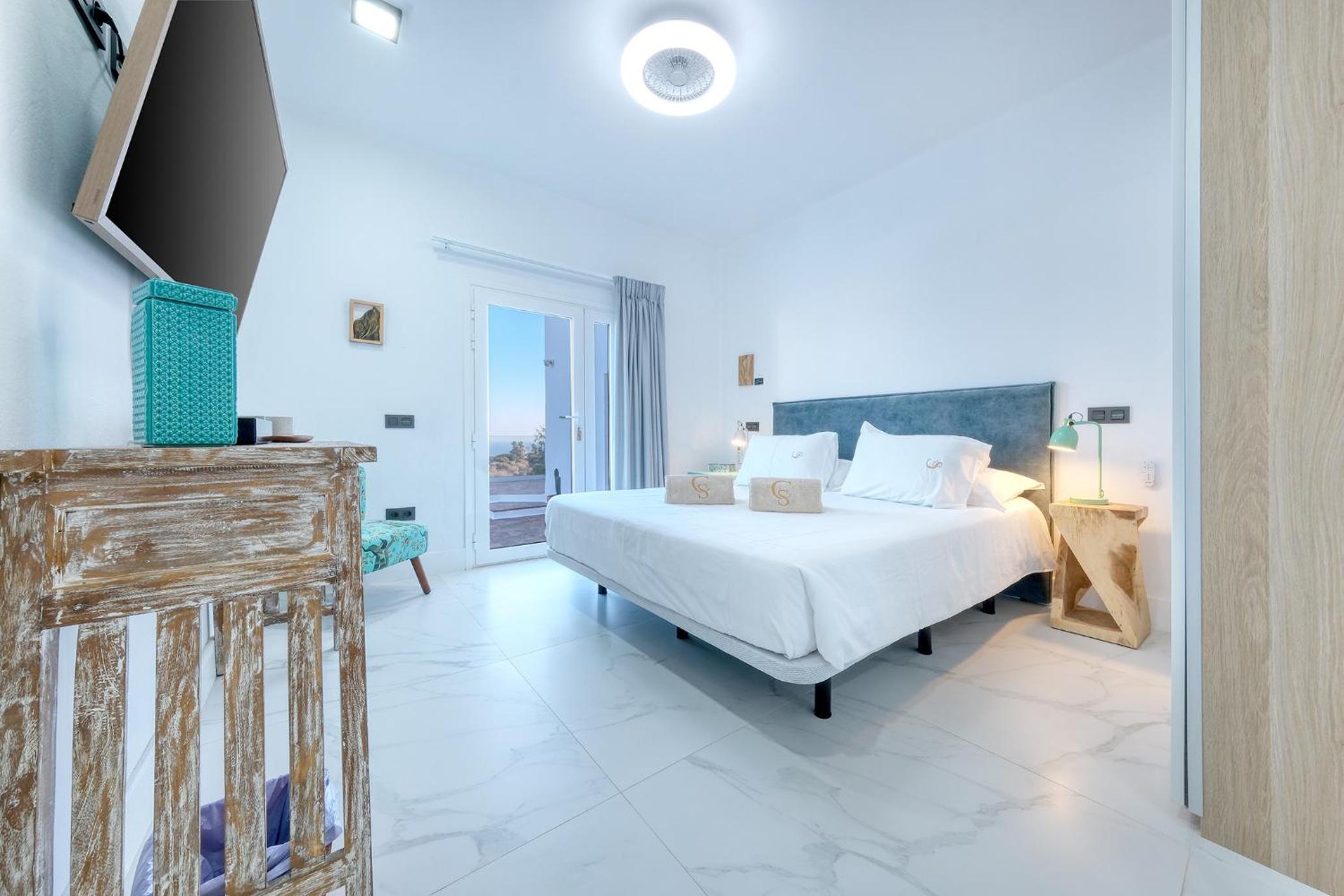 Deluxe Double Room with Sea View