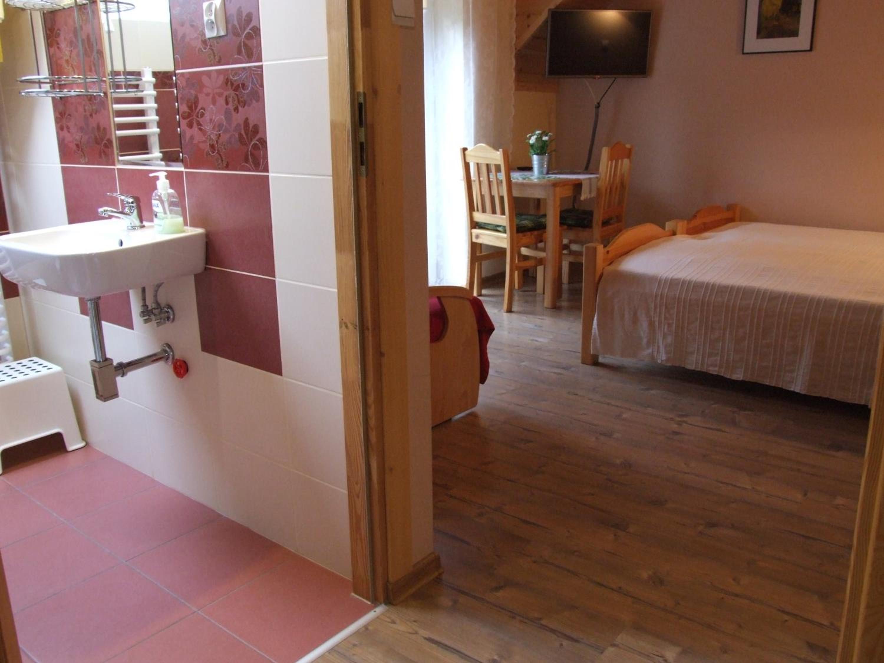Triple Room with Bathroom photo 3