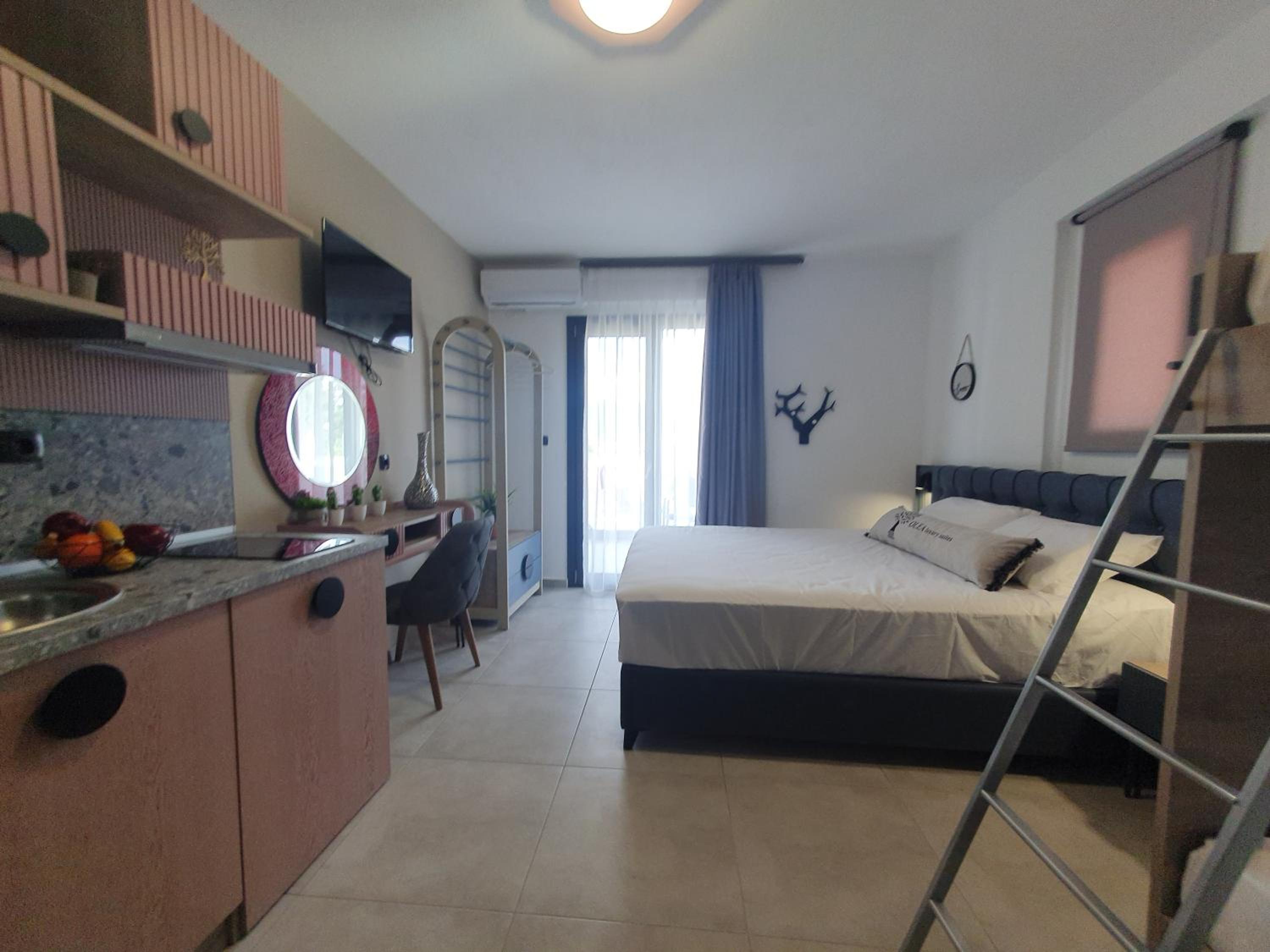 Luxury Quadruple Room