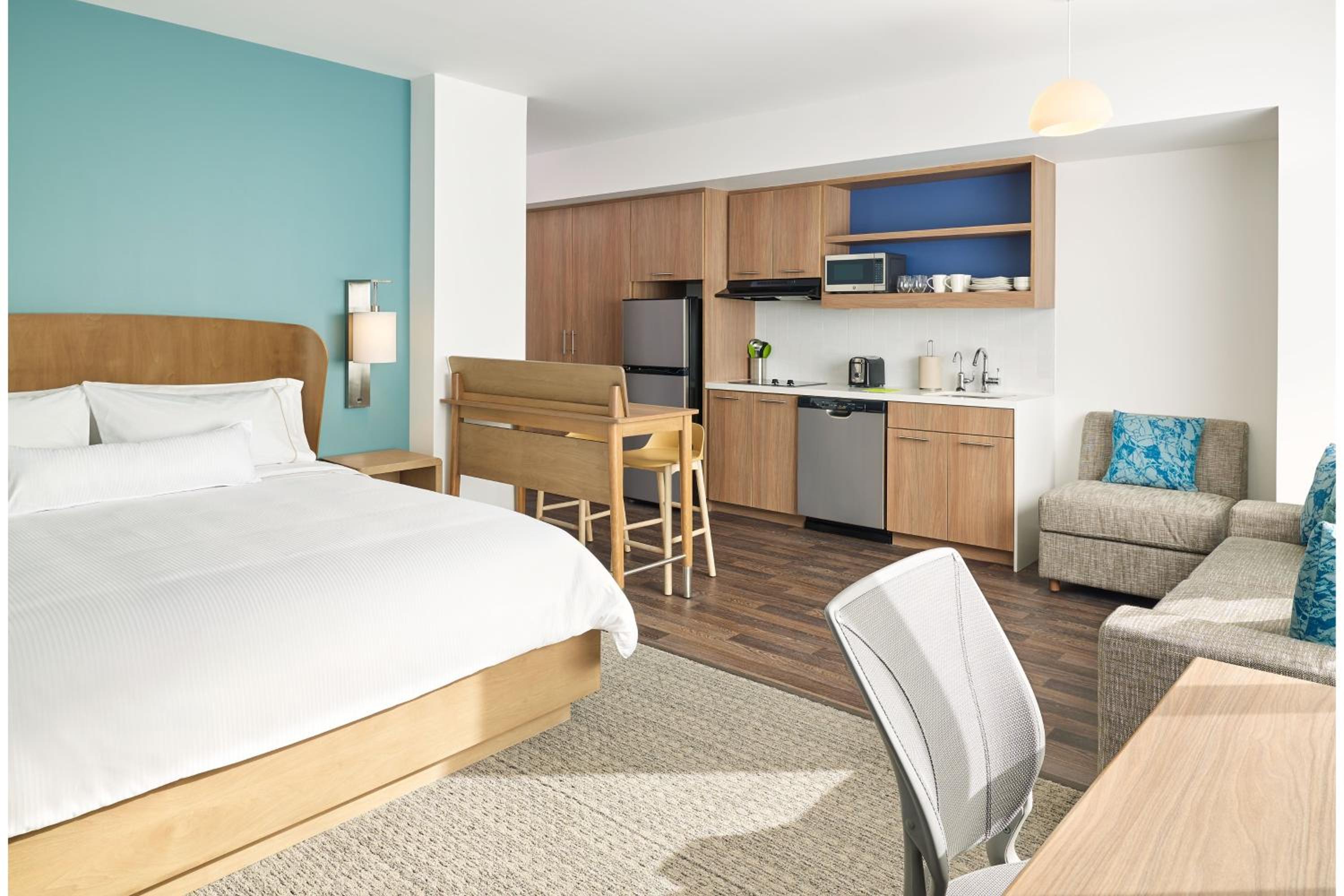 Standard King Room - Photo 1