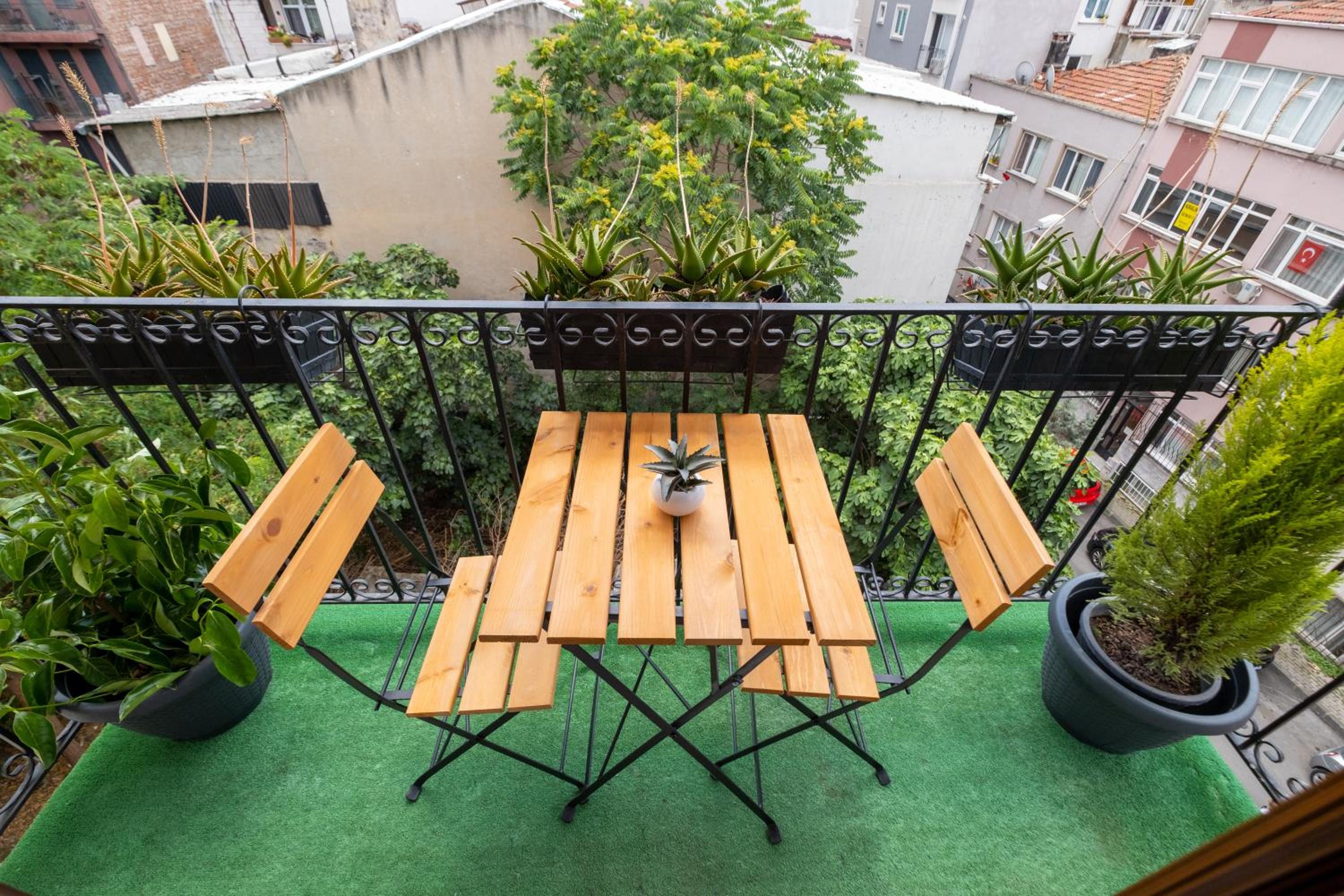 Deluxe Double Room With Balcony photo 2