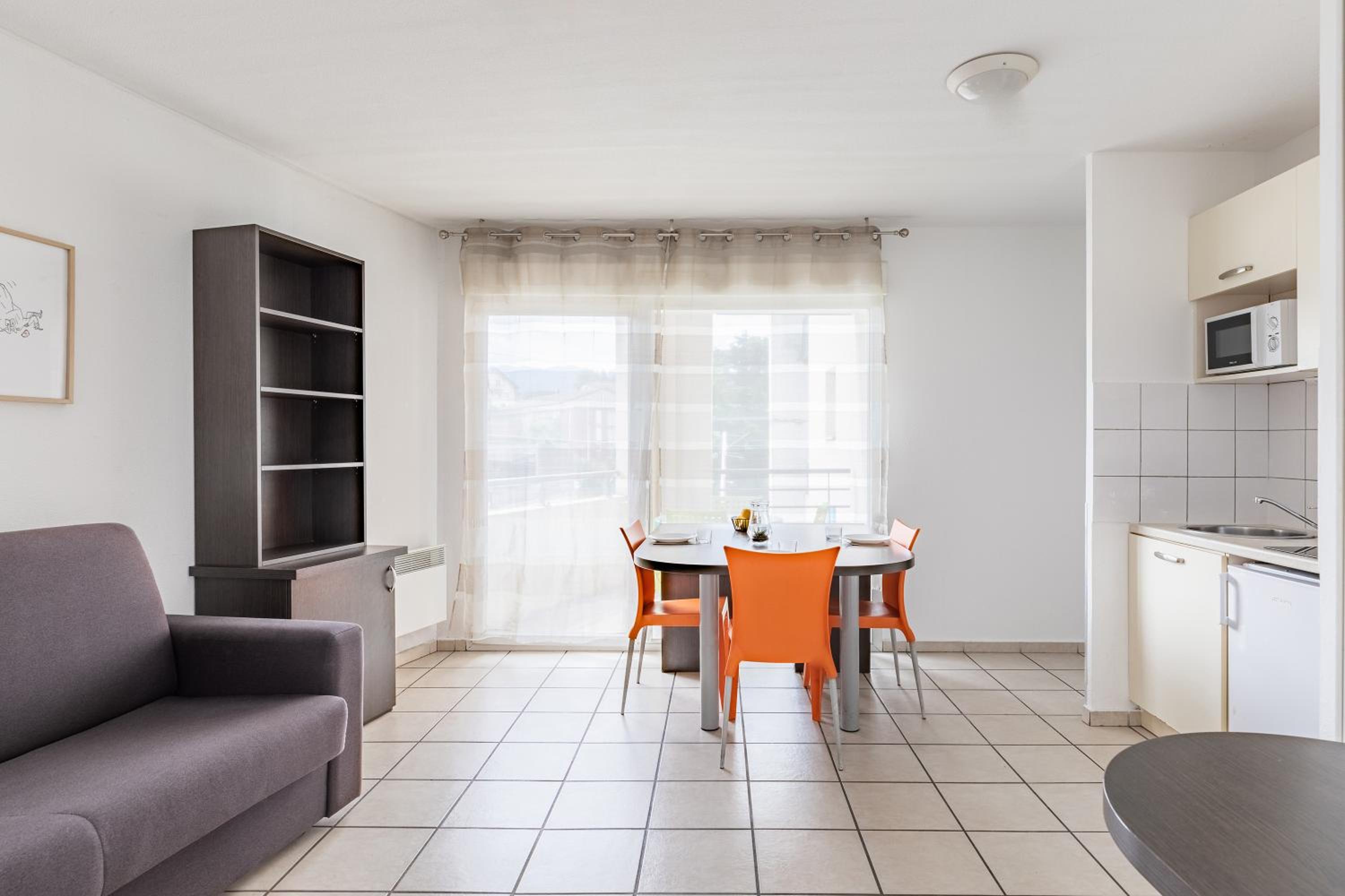 Apartment - Photo 5