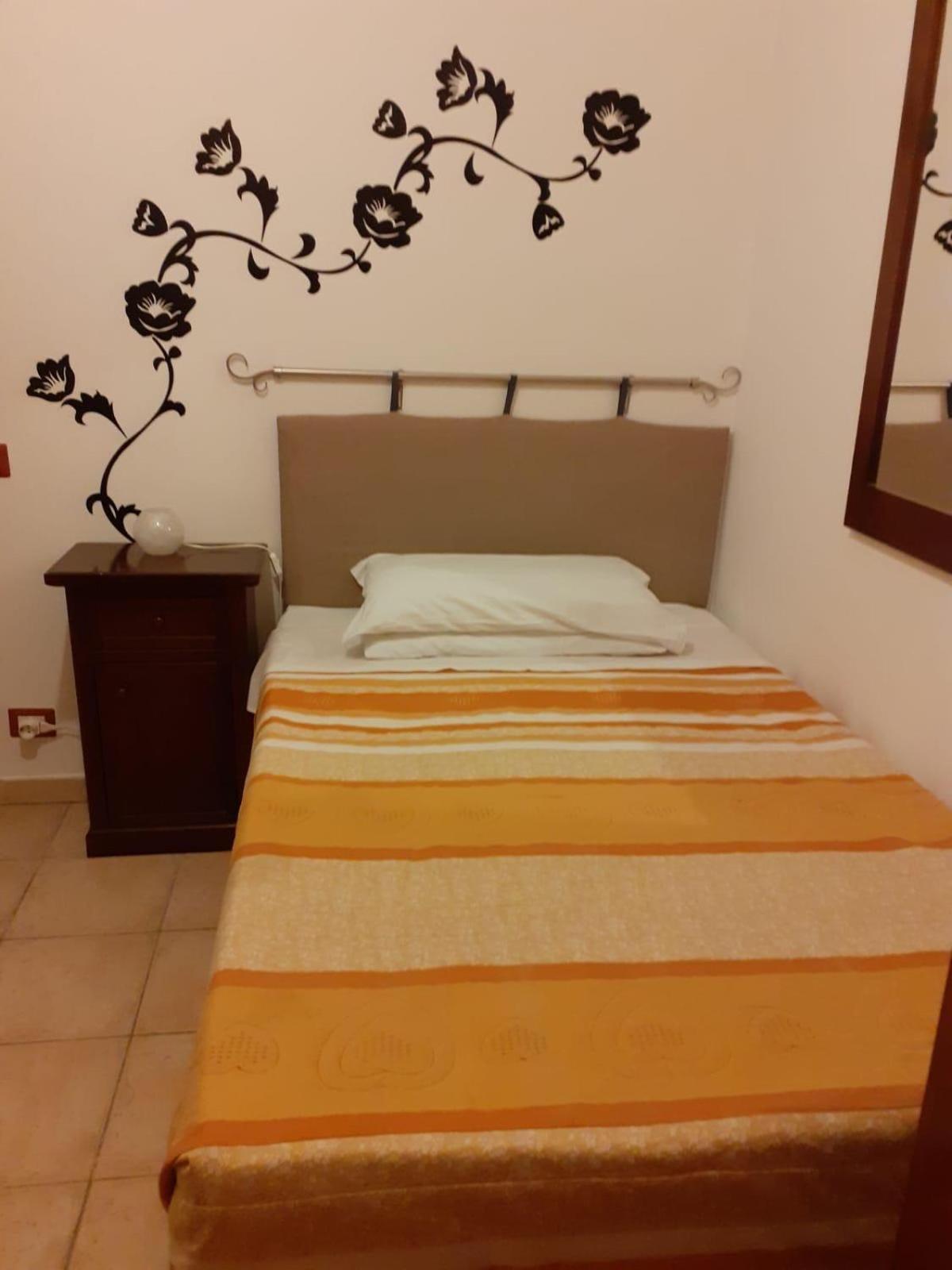 Economy Single Room