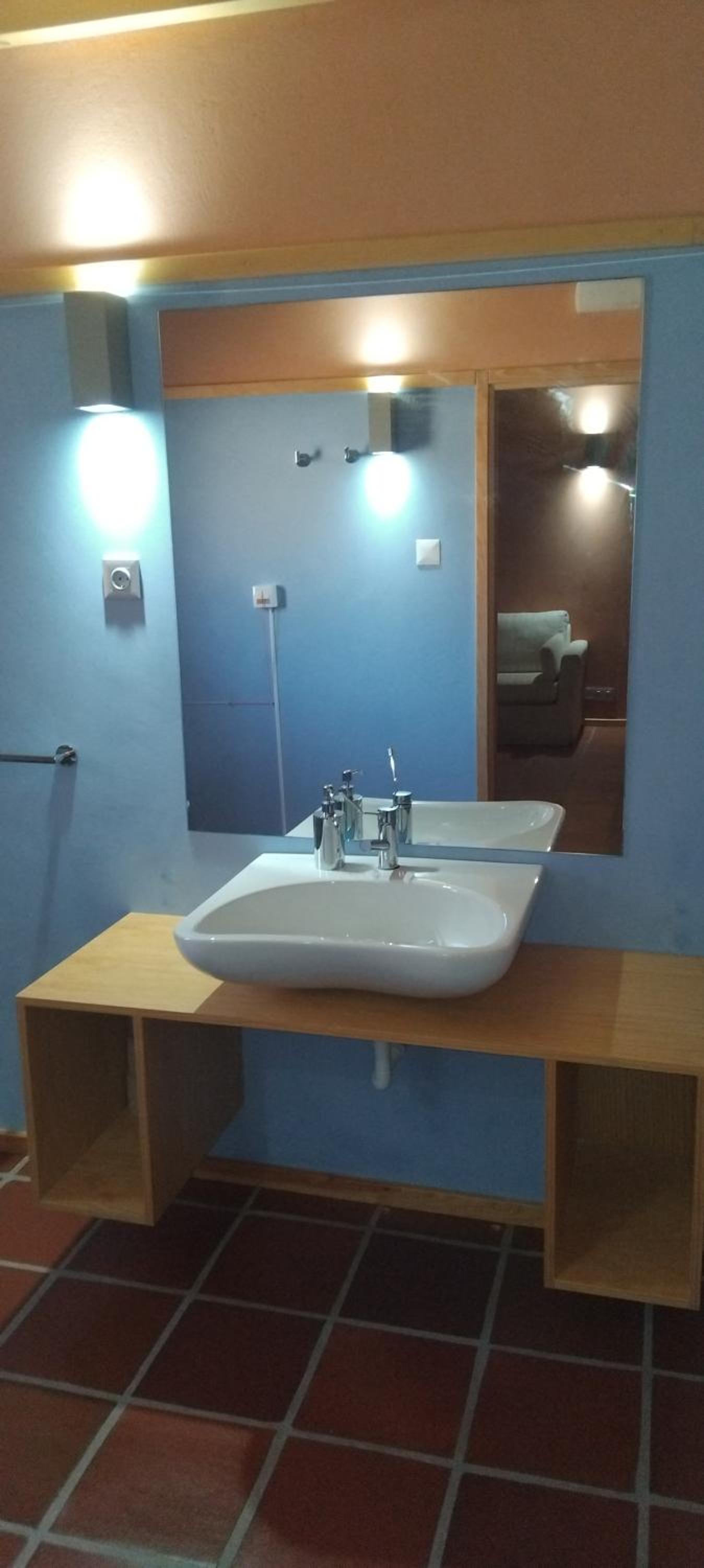 Double Room - Disability Access photo 2
