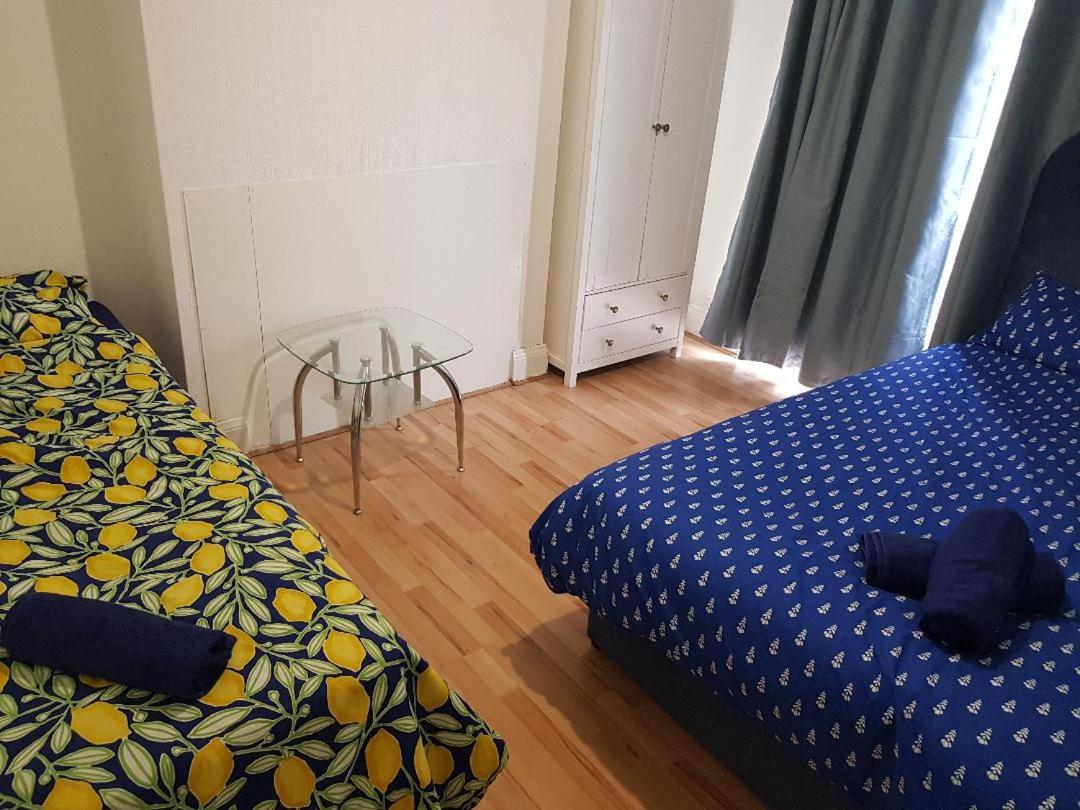 Deluxe Double Room (2 Adults + 1 Child) photo 1