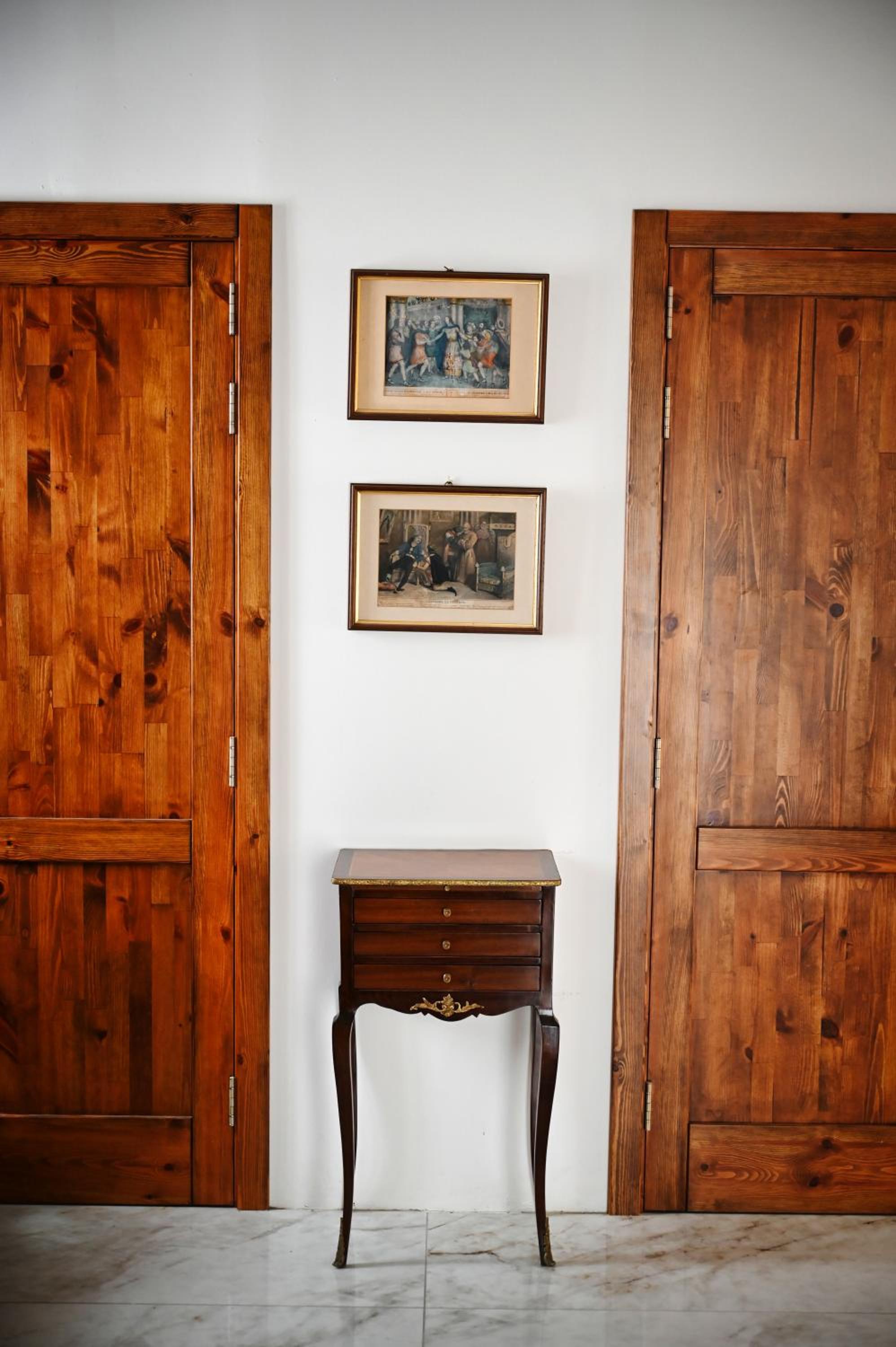 Deluxe King Room photo 3