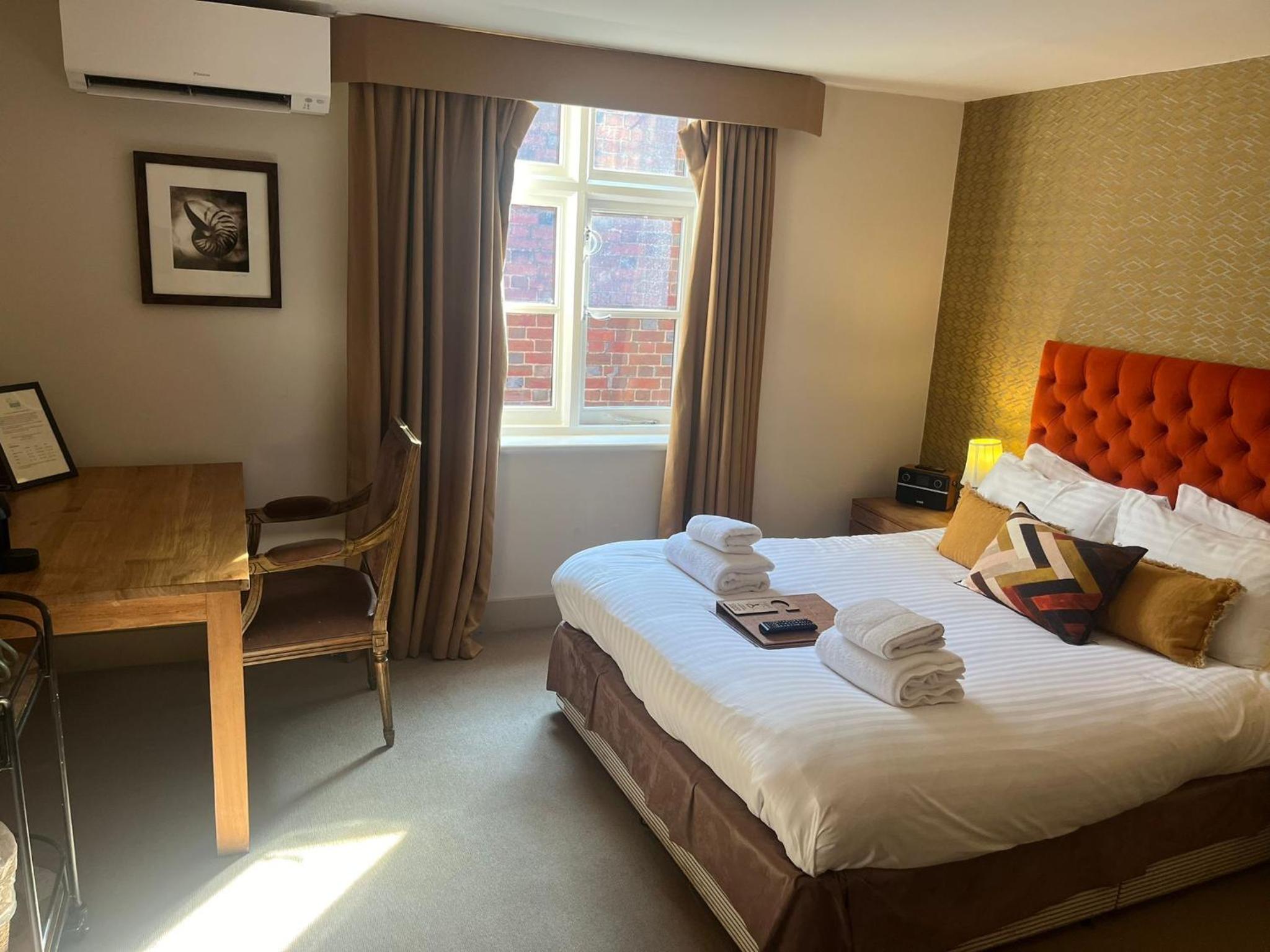 Small Double Room photo 1