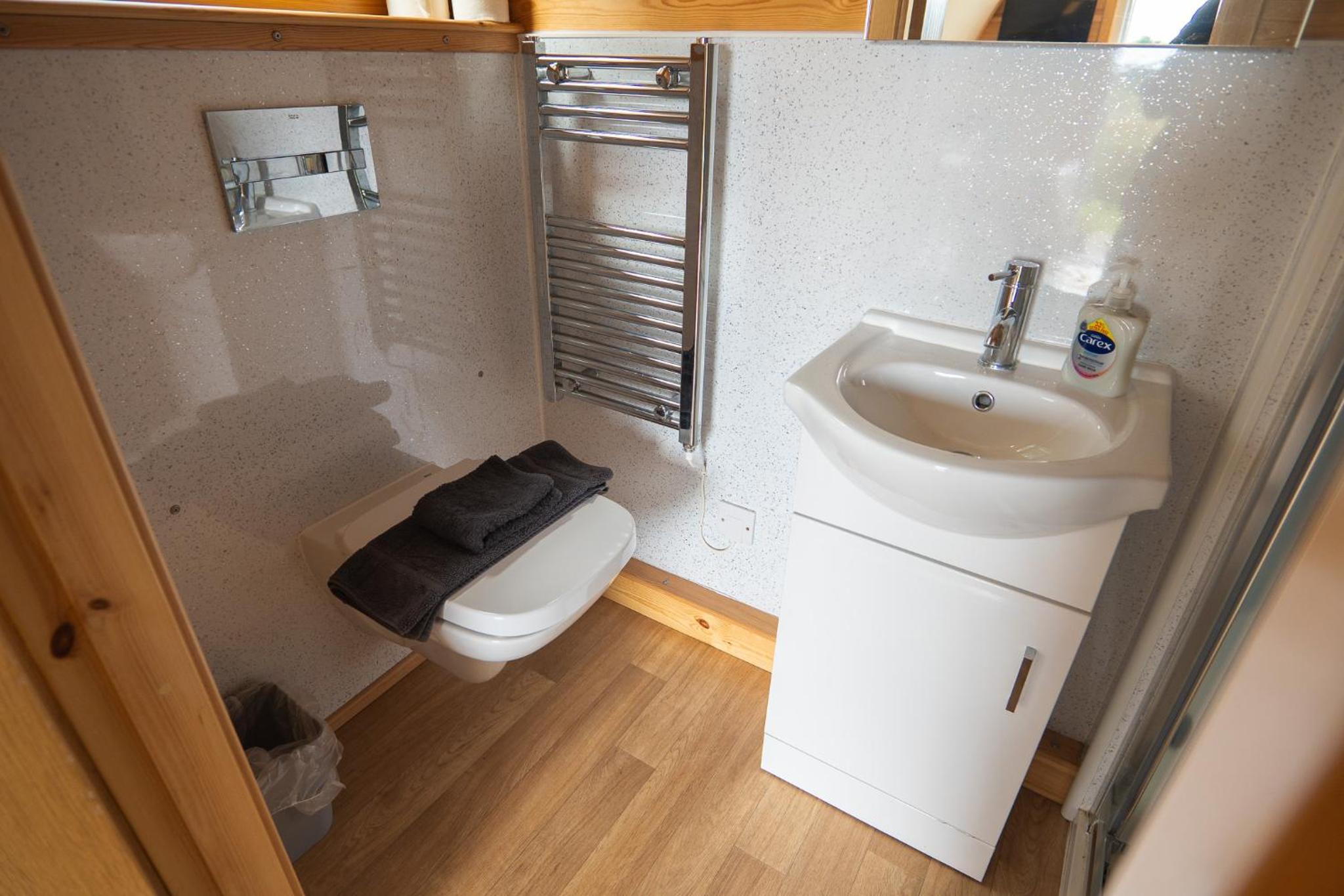 Standard Cabin photo 2