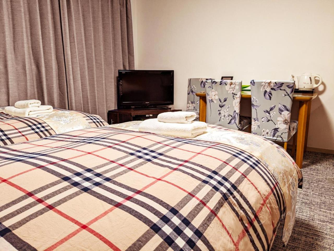 Economy Twin Room