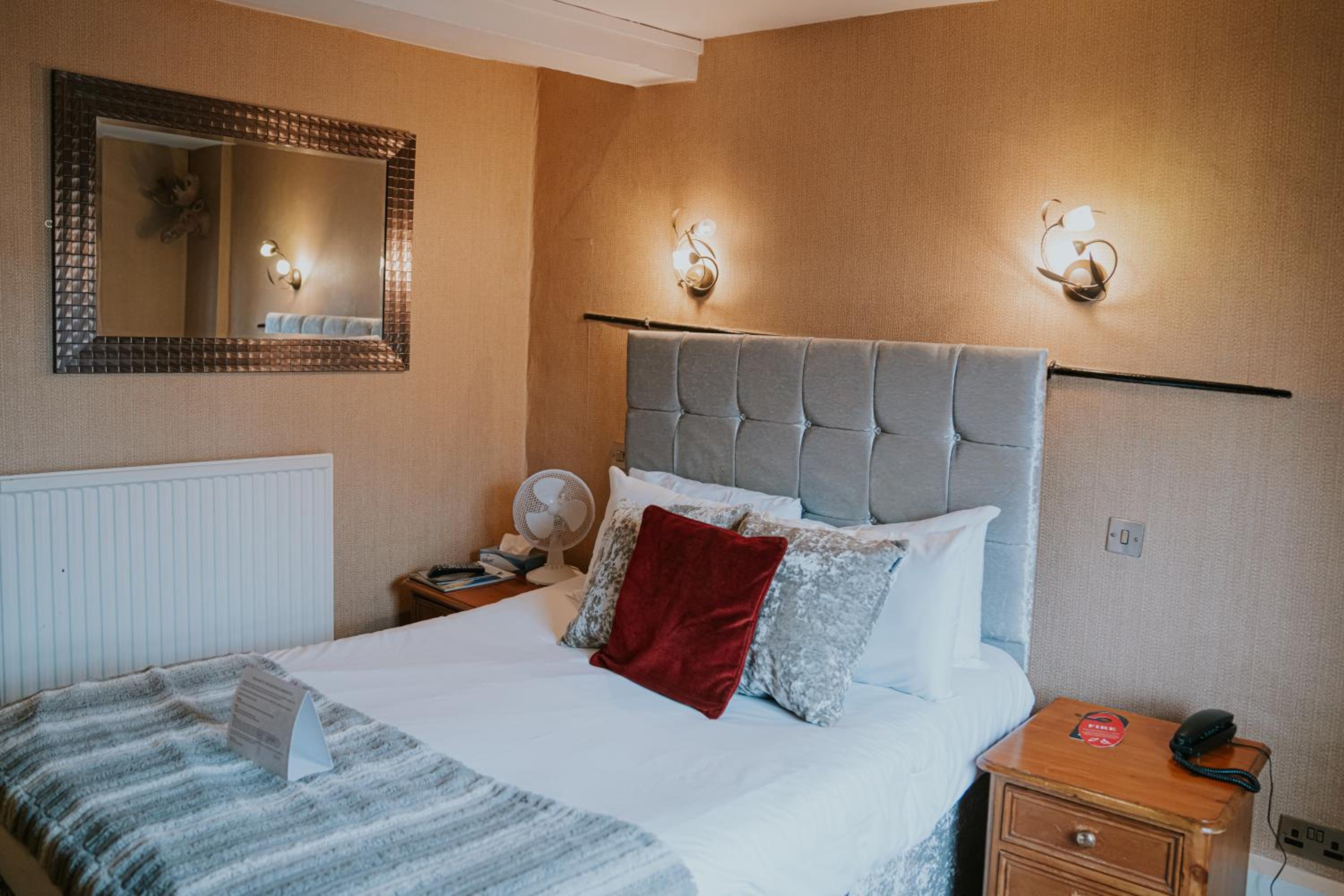 Small Double Room photo 2