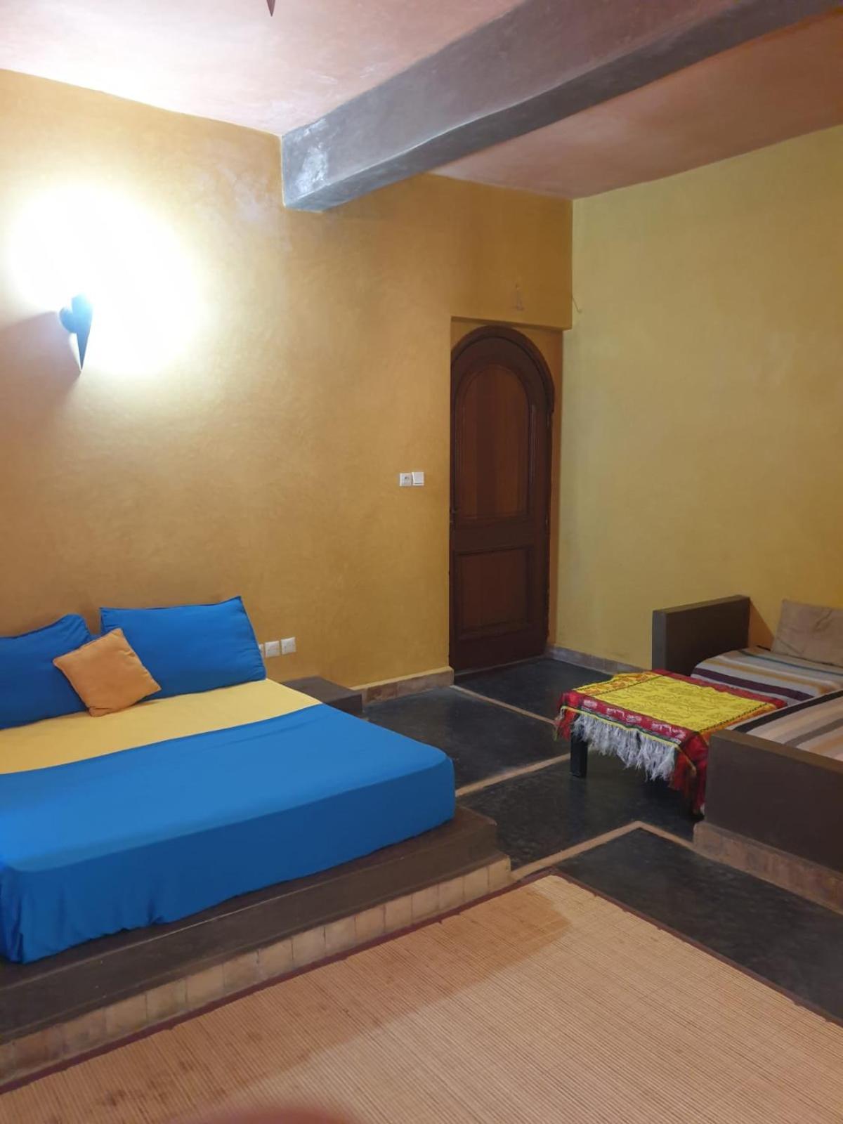 Budget Twin Room - Photo 6
