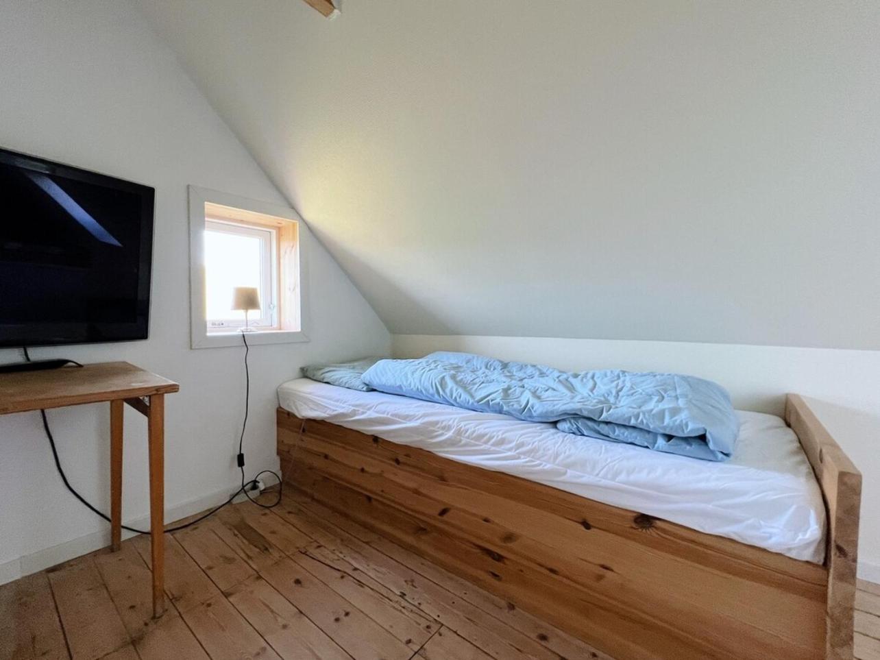 Four-Bedroom House photo 3
