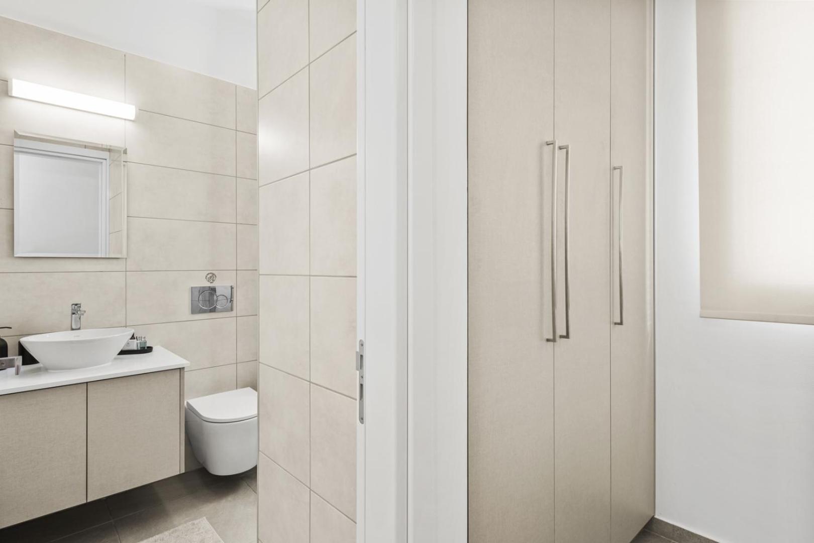 Studio Apartment photo 2