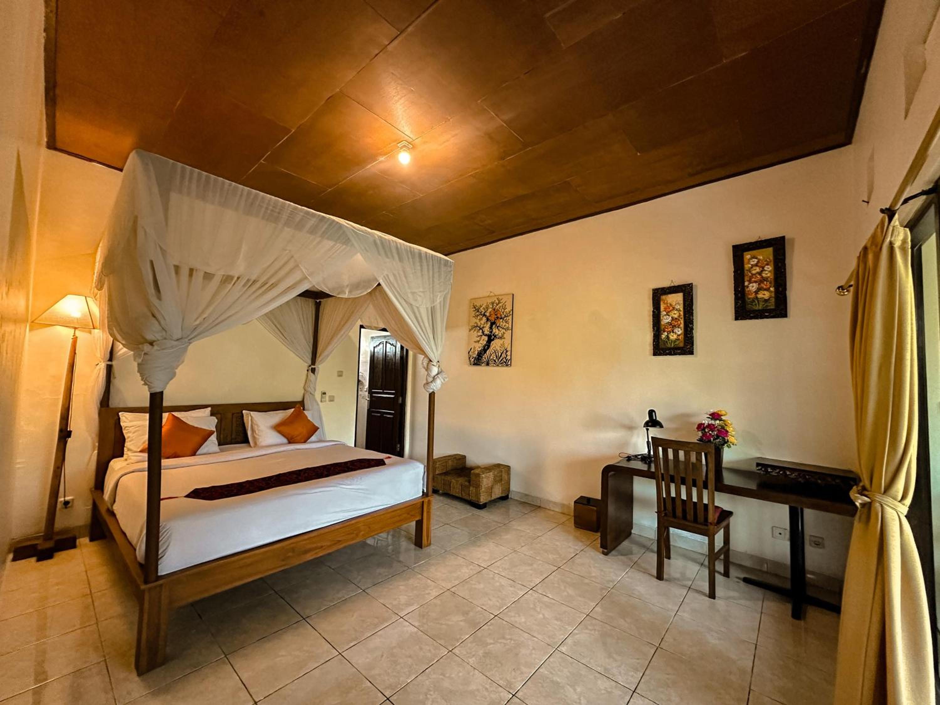 Villa with Garden View - Photo 1