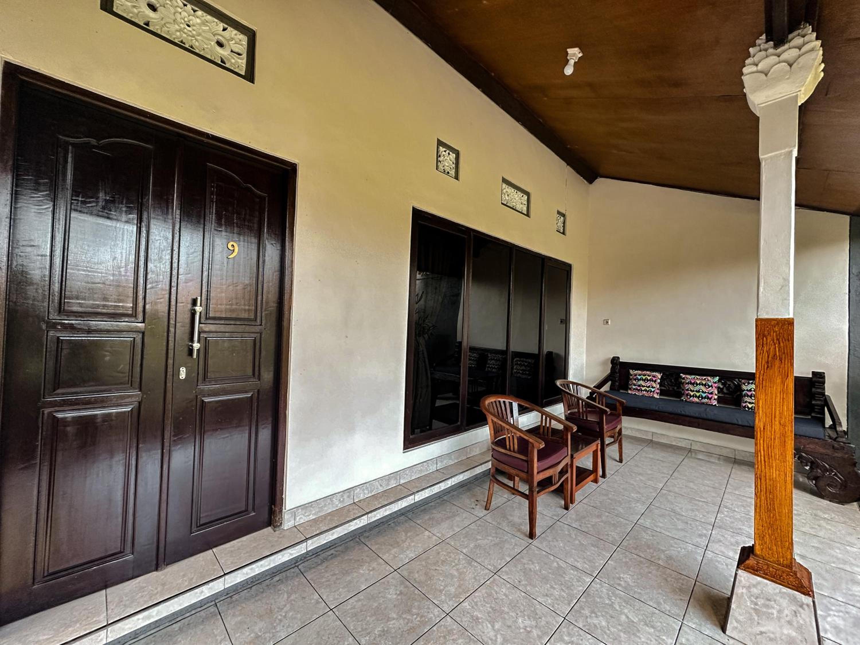 Villa with Garden View - Photo 6
