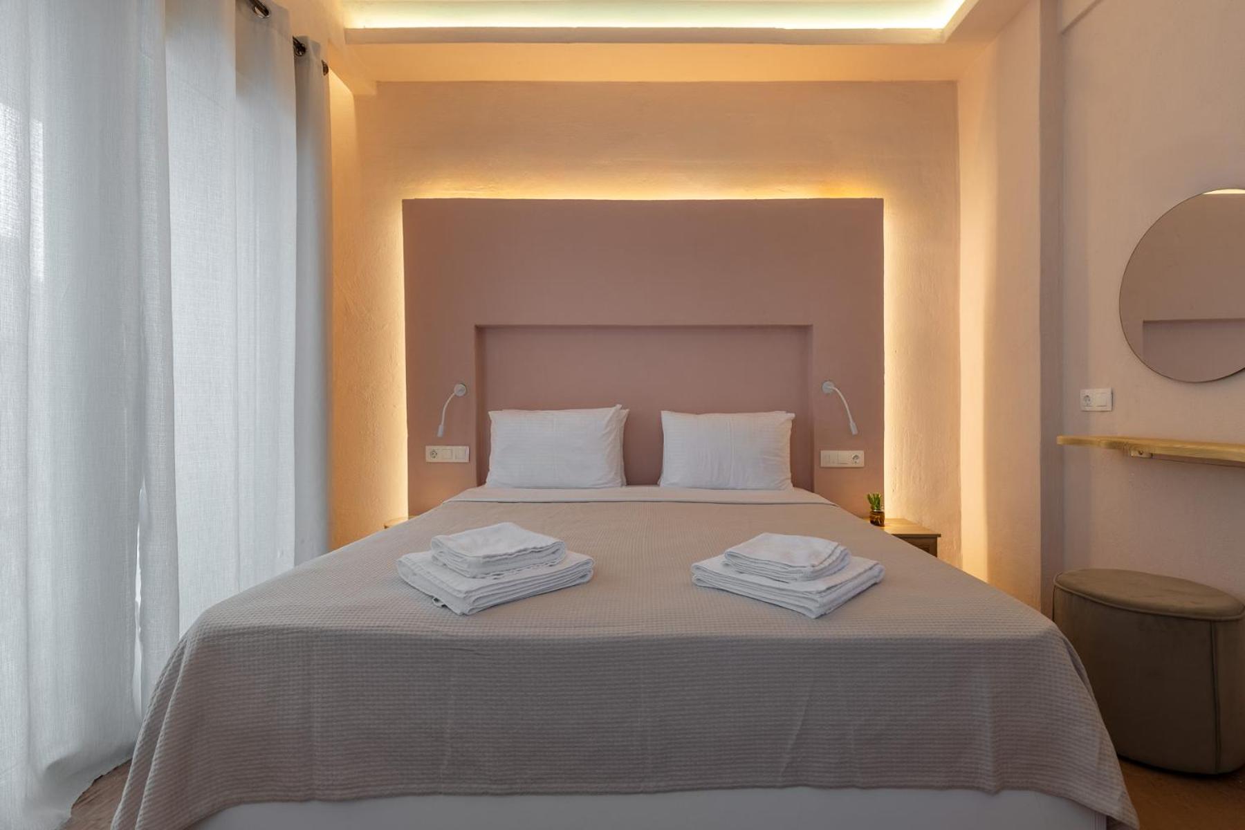 One-Bedroom Apartment with Balcony and City View