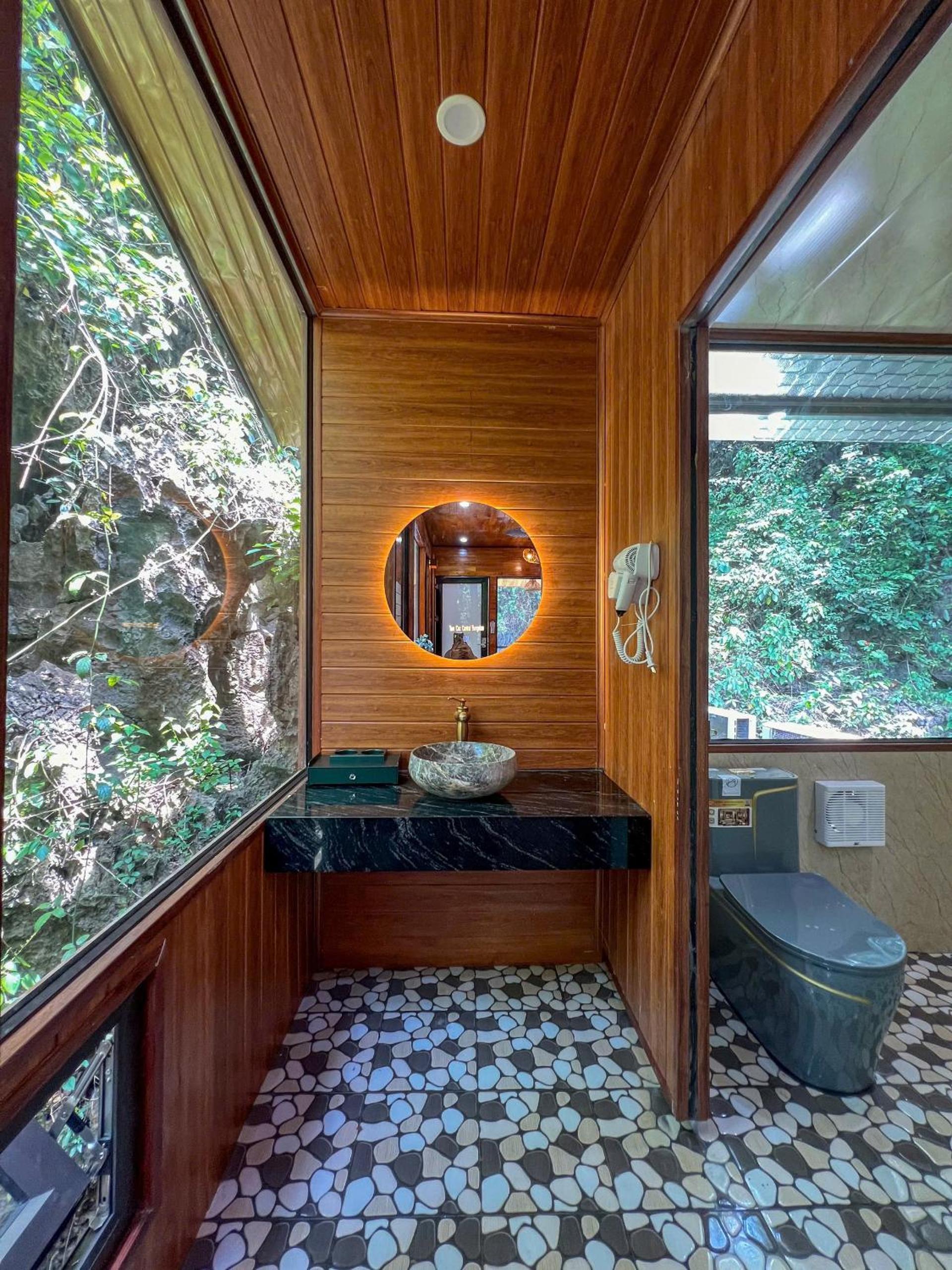 Quadruple Room with Mountain View photo 2