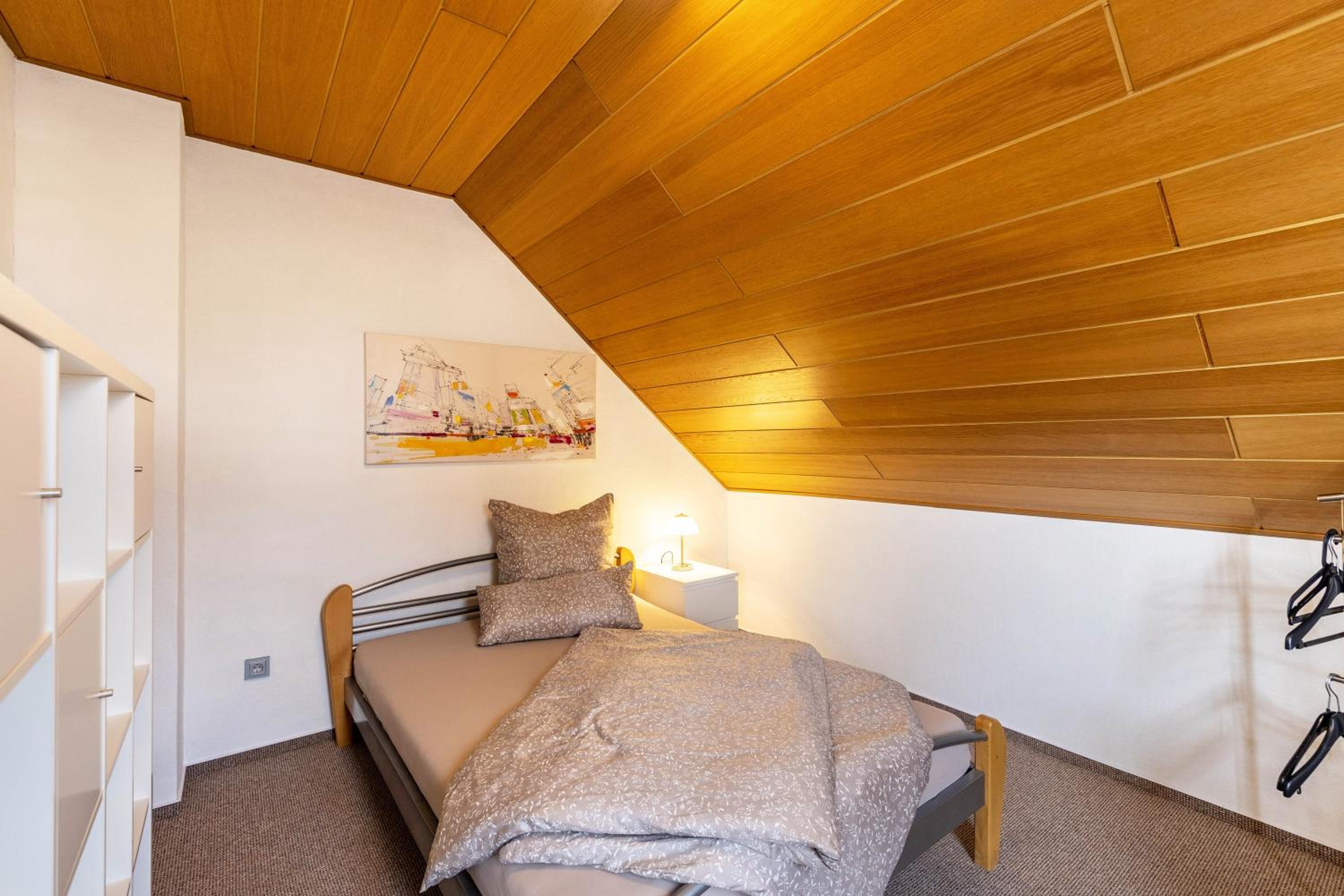 Two-Bedroom Deluxe Apartment with Garden View photo 3