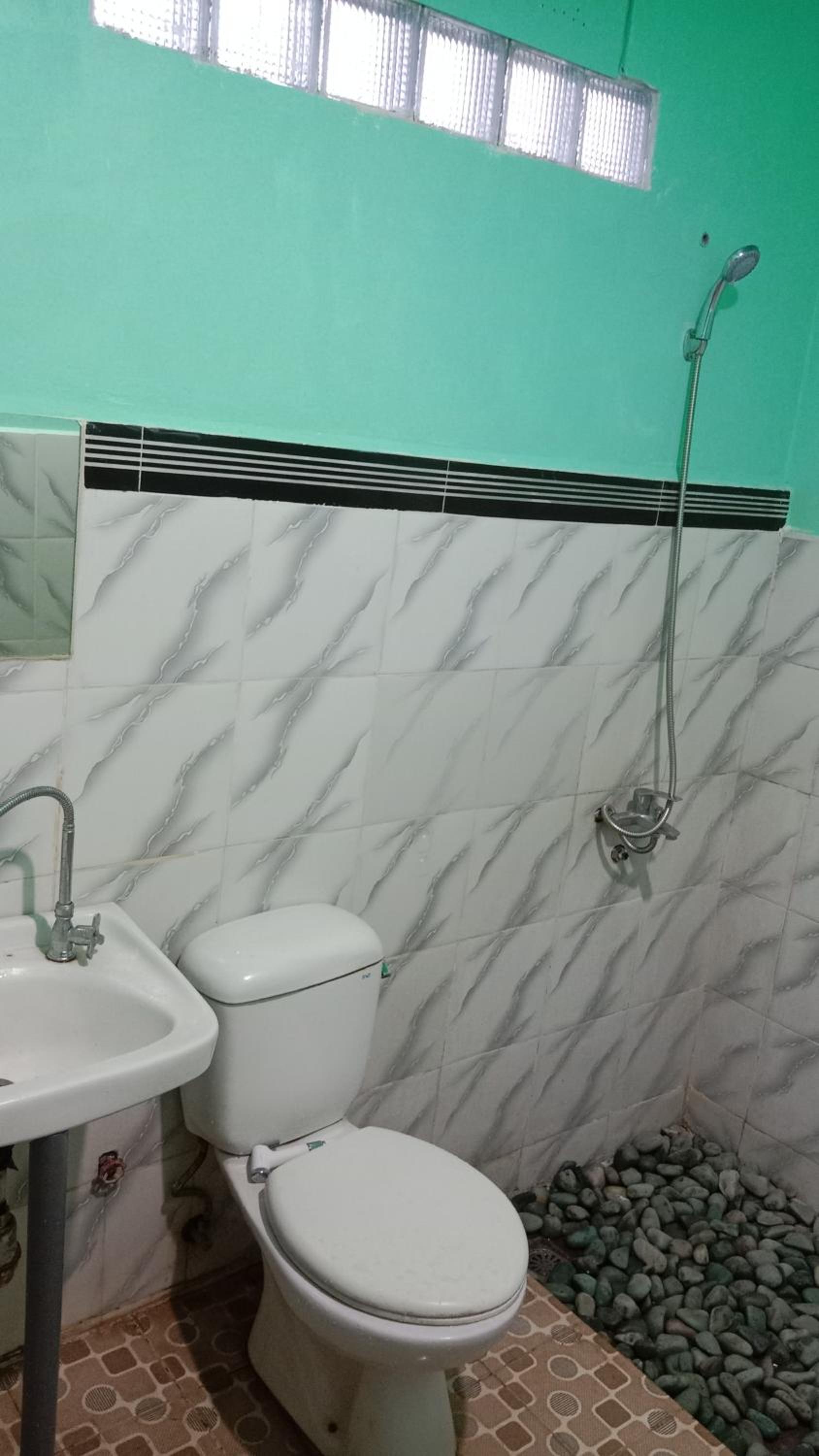 Double Room with Private Bathroom - Photo 20