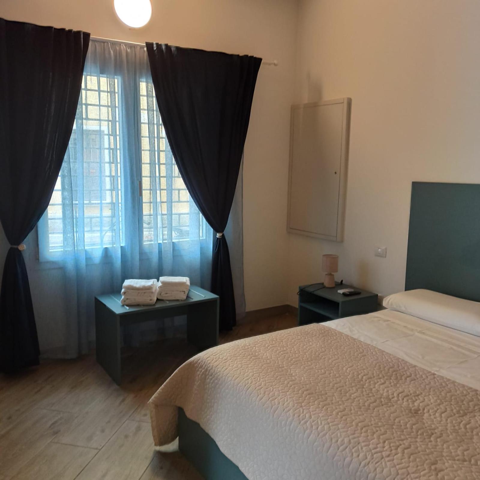 Large Double Room photo 3